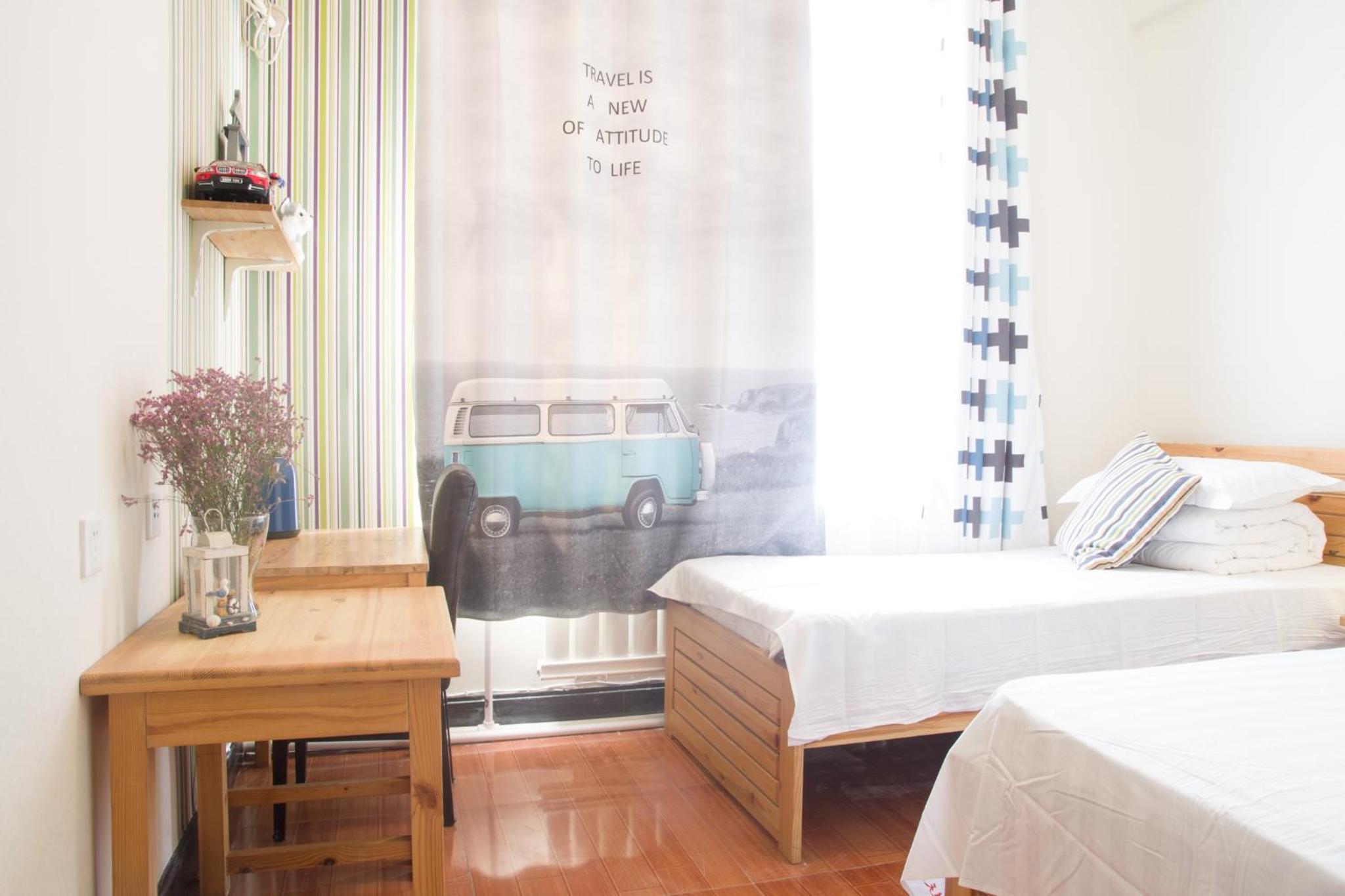 European Business Twin Room - Photo 2