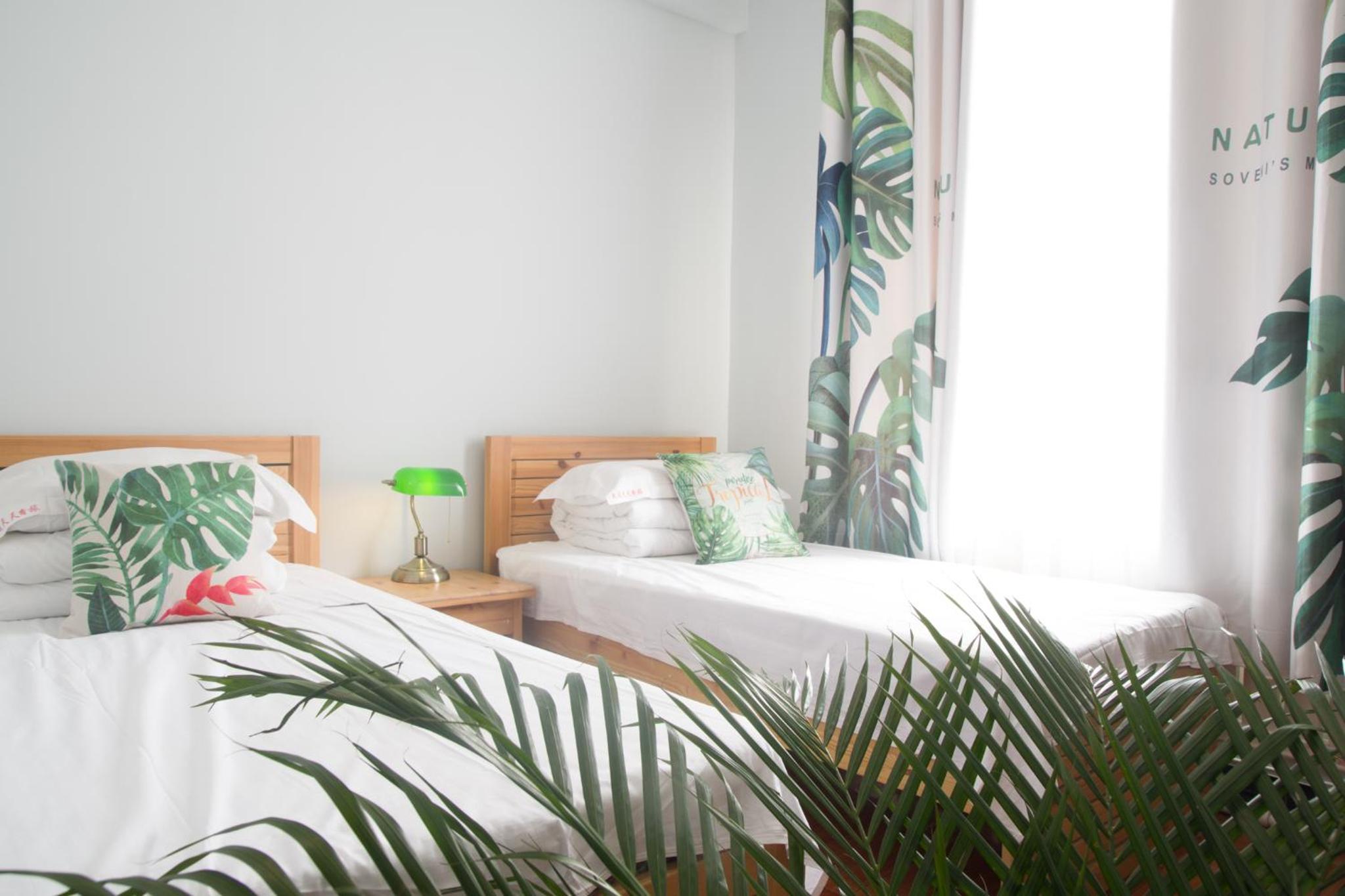 European Business Twin Room - Photo 3