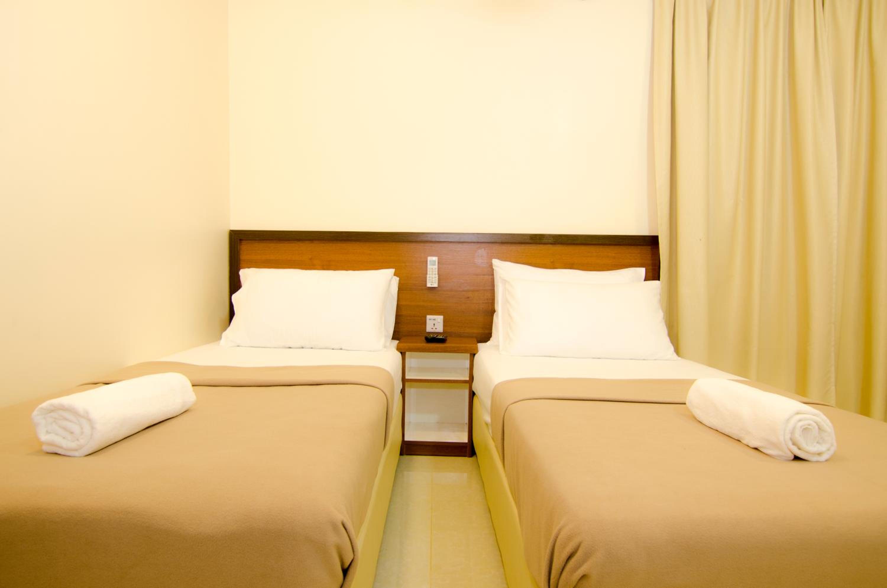 Standard Twin Room photo 3