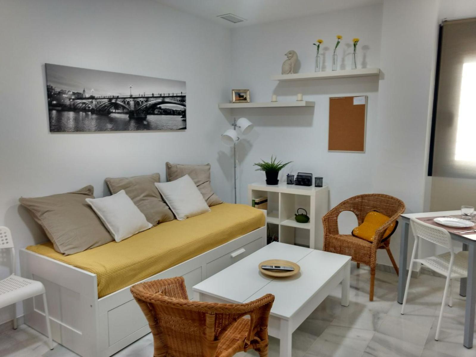 One-Bedroom Apartment - Photo 1