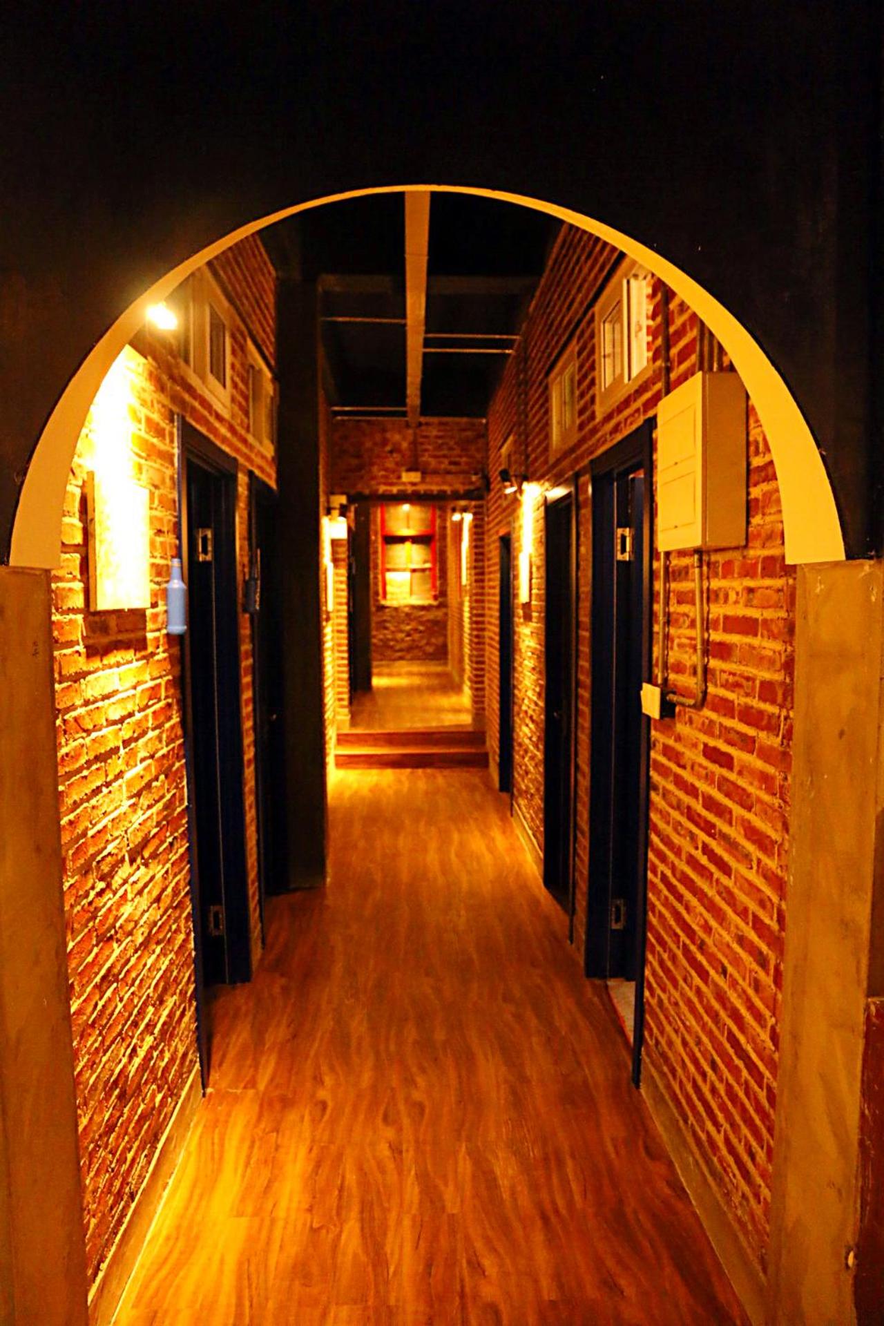 European Business Twin Room - Photo 1