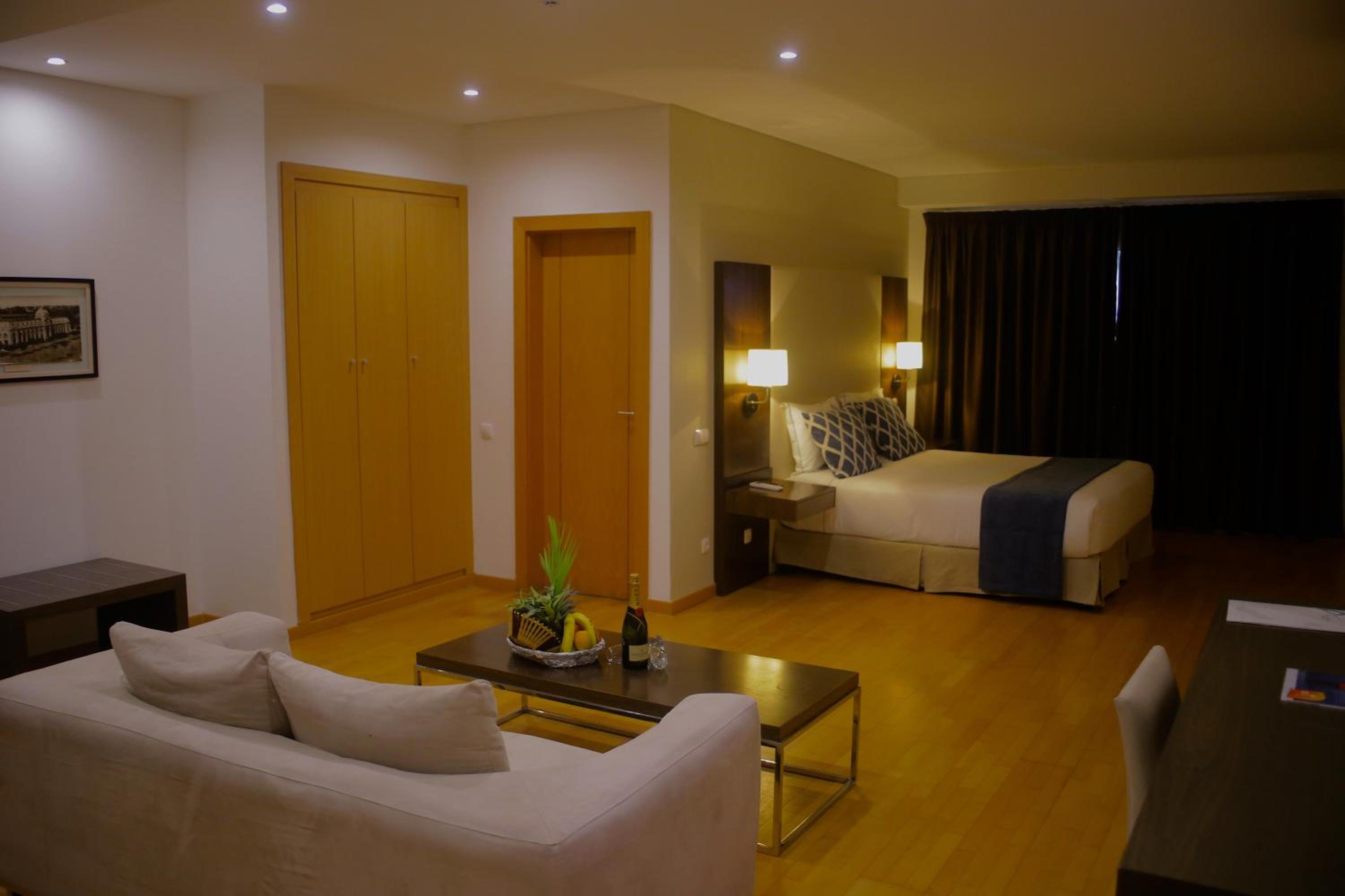 Deluxe Double or Twin Room with Balcony