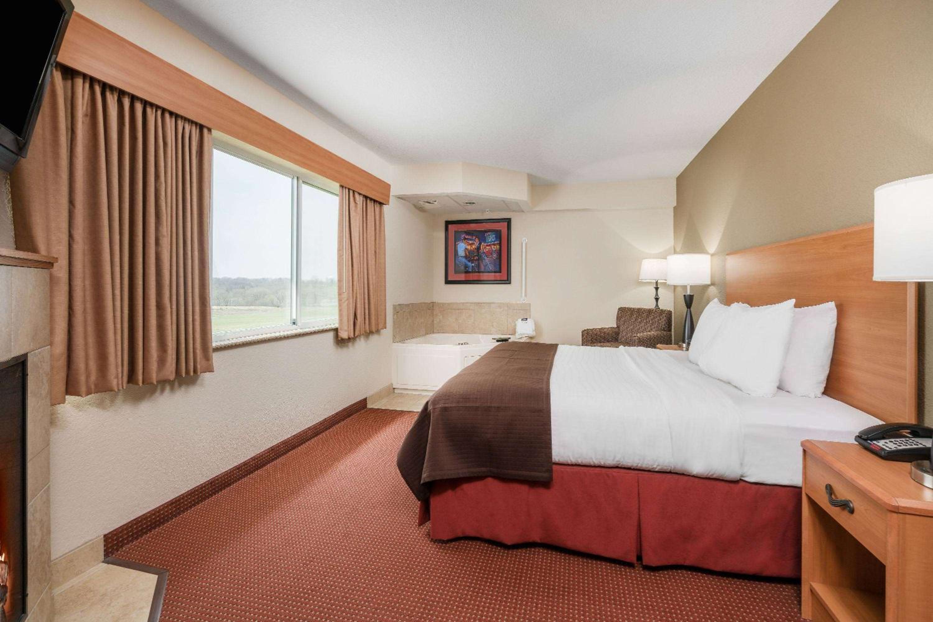 Two-Bedroom King Suite - Non-Smoking photo 1