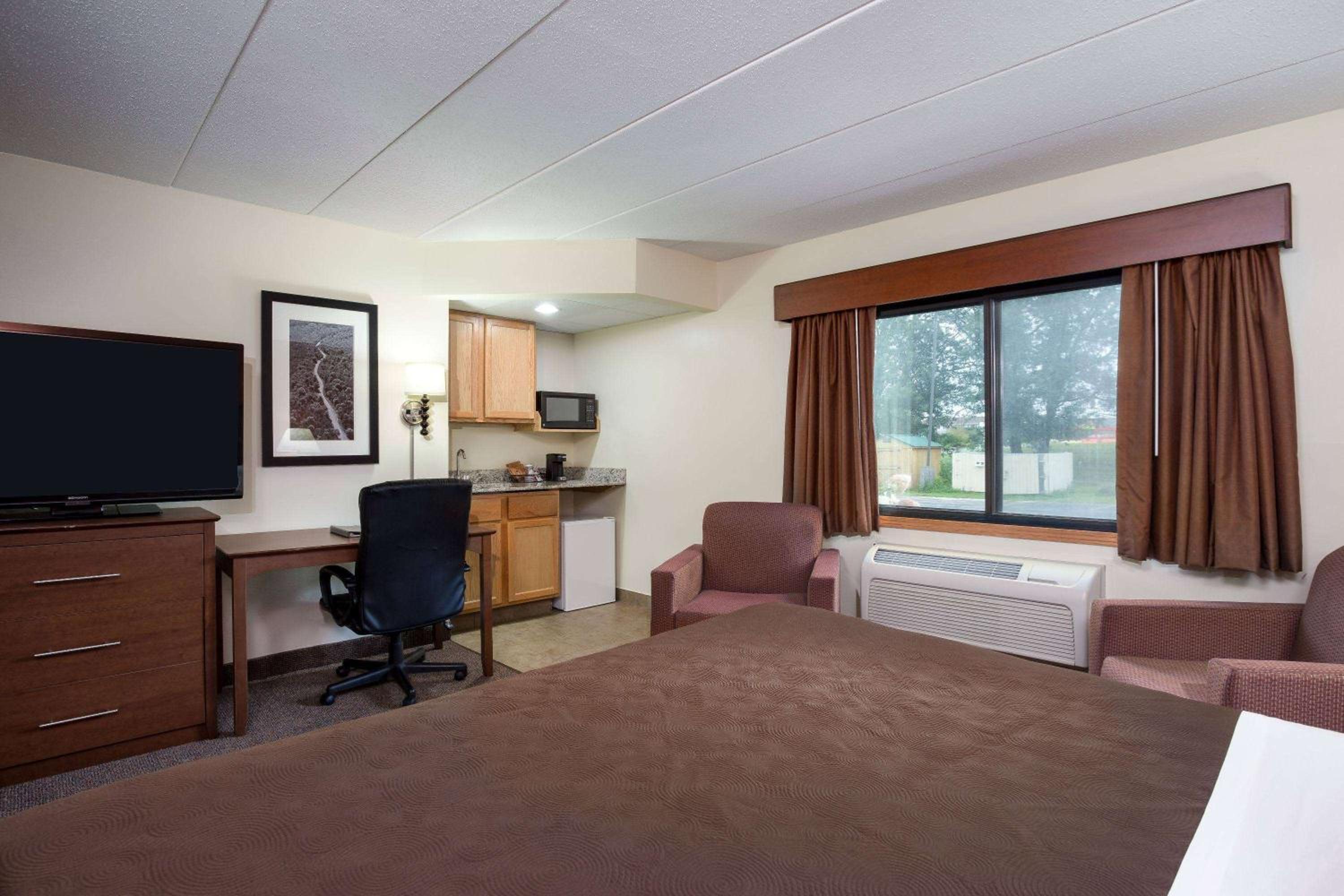 King Room - Mobility Access/Non-Smoking - Photo 2