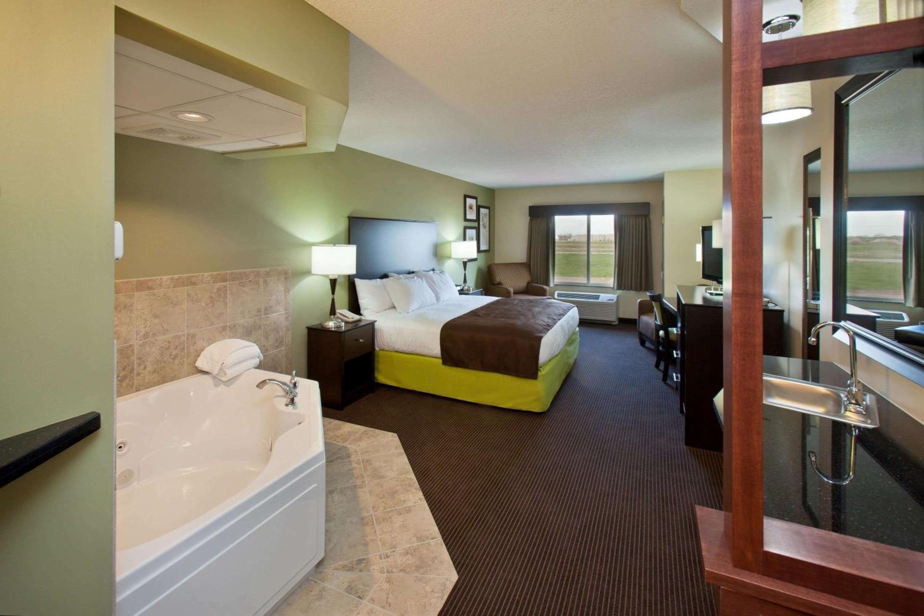 King Studio Suite - Non Smoking - Photo 1
