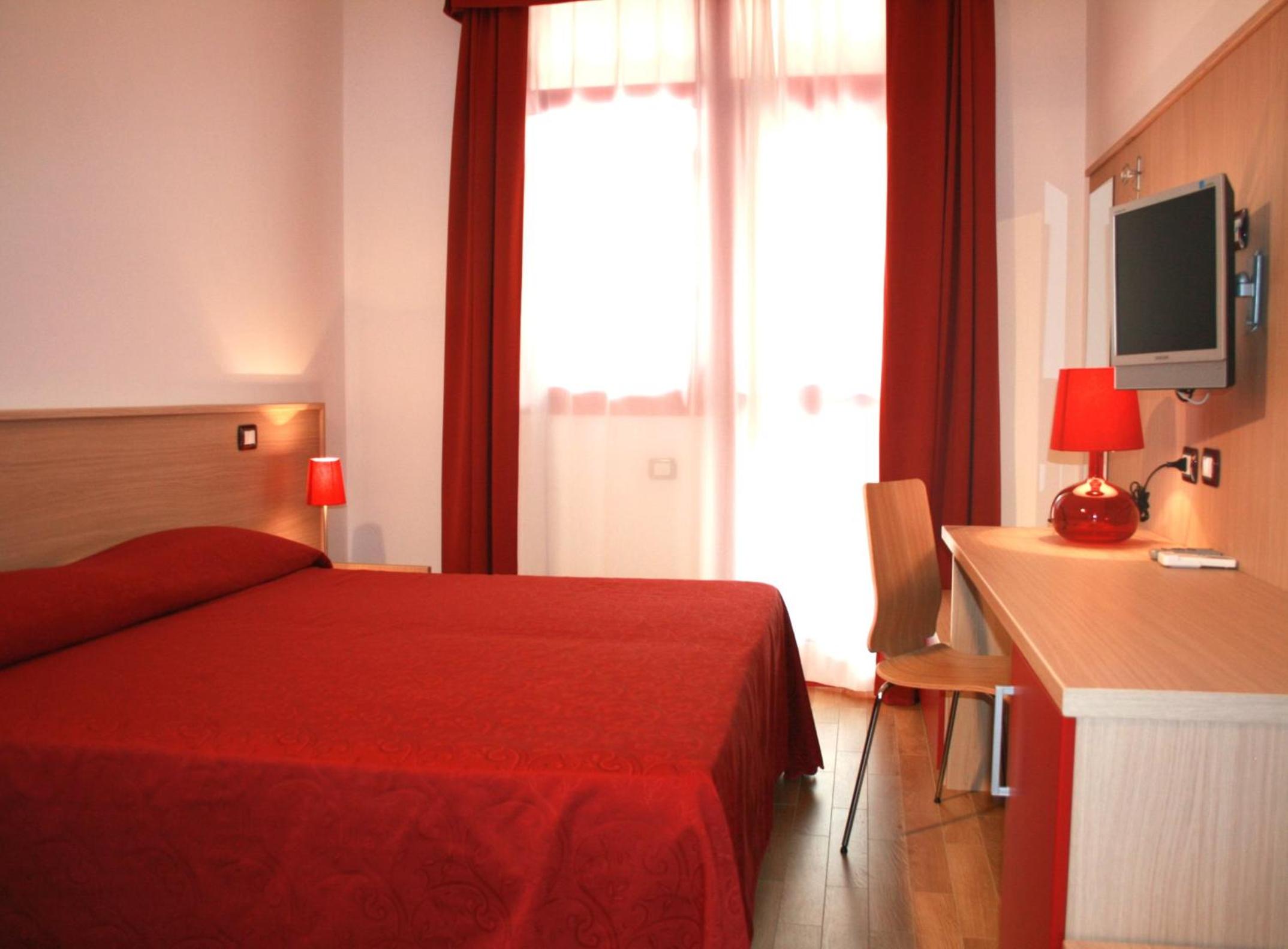 Double Room - Photo 1