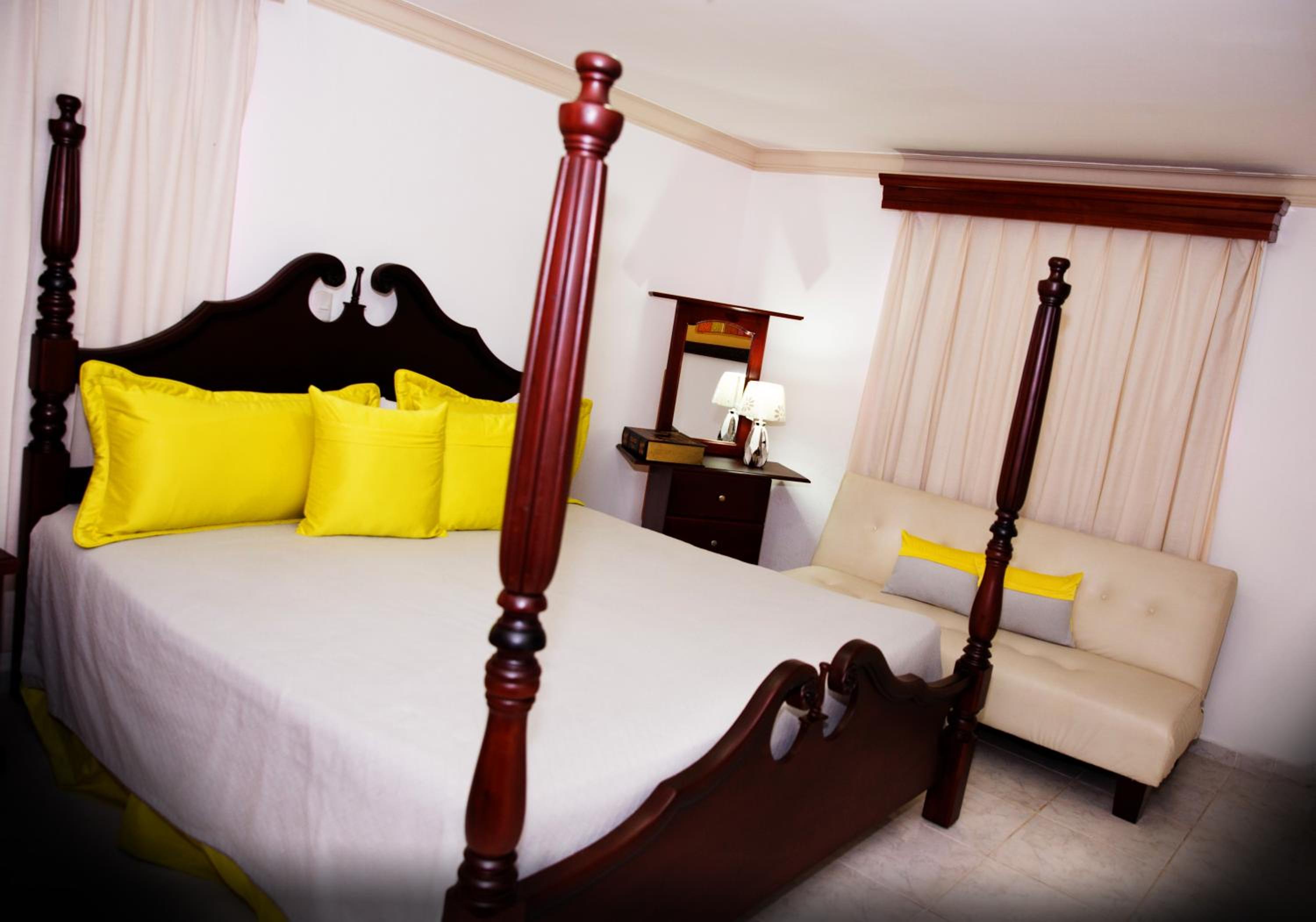 Royal Superior Suite photo 3
