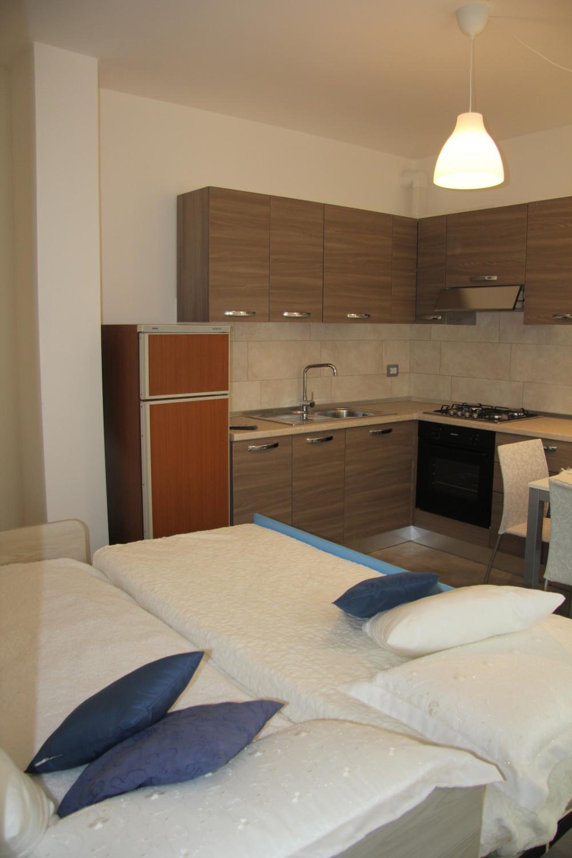 One-Bedroom Apartment photo 2