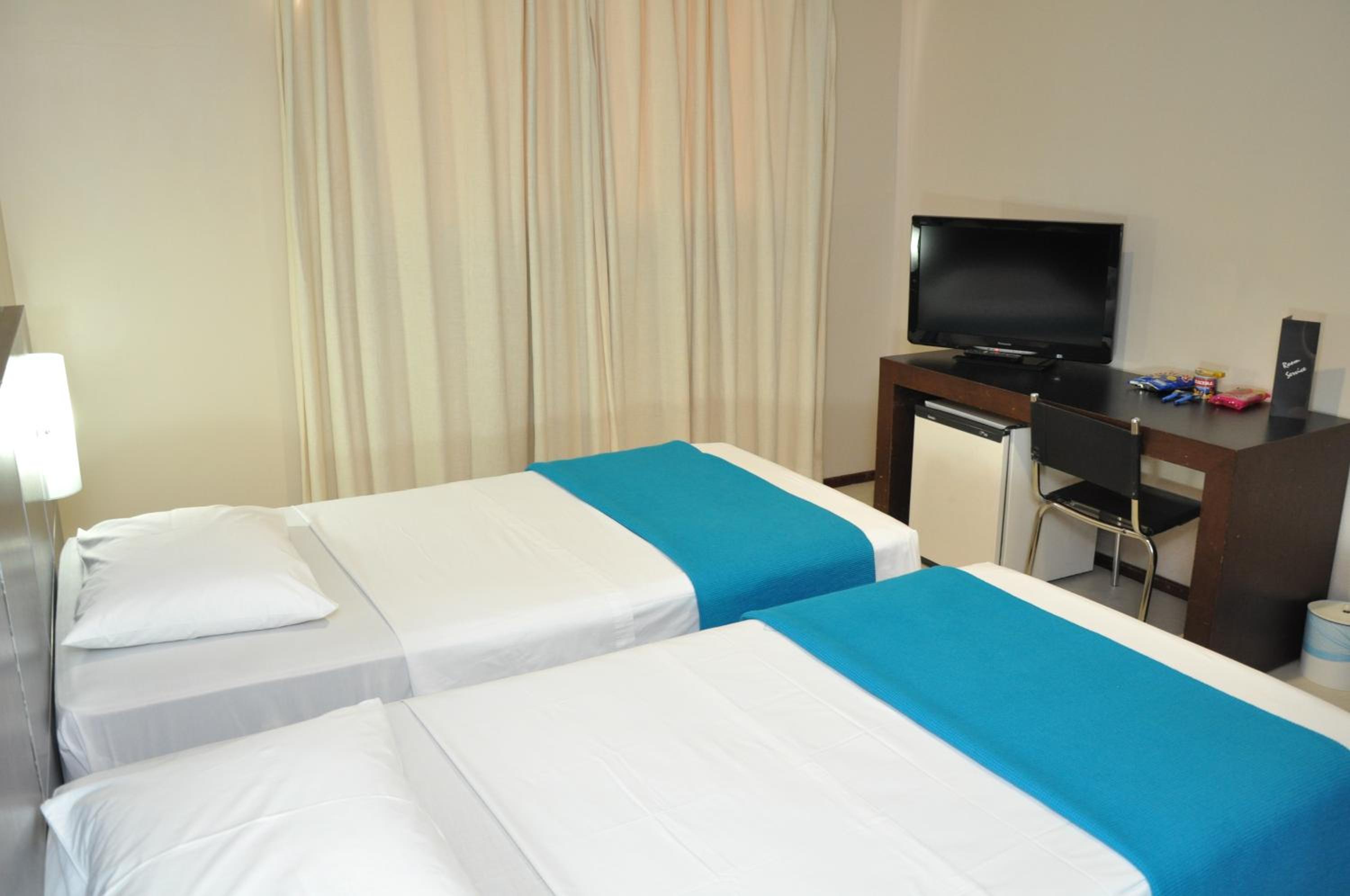 Crystal Plaza Hotel — Twin Room
