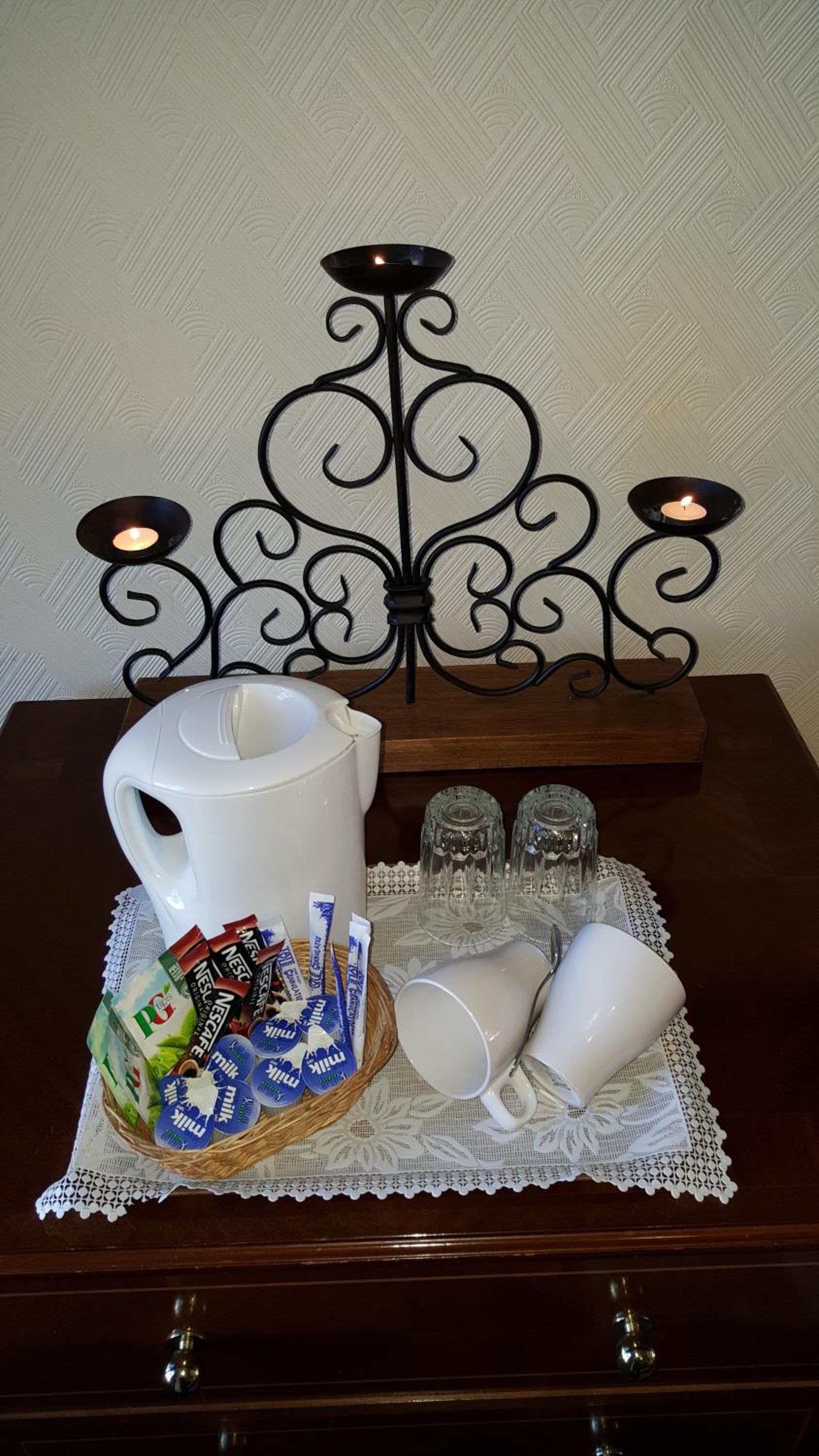 Double Room - Photo 7