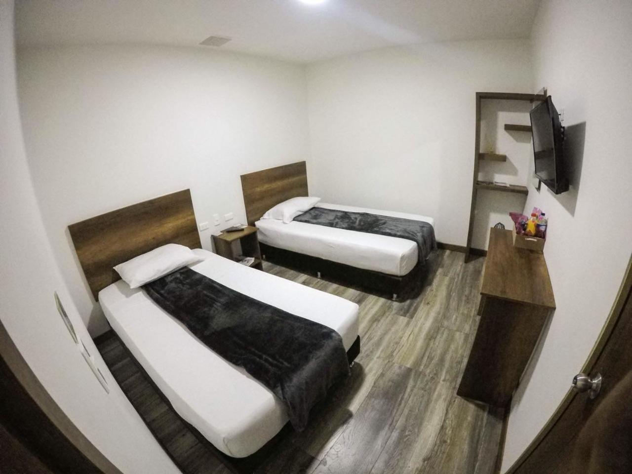 Standard Twin Room photo 1