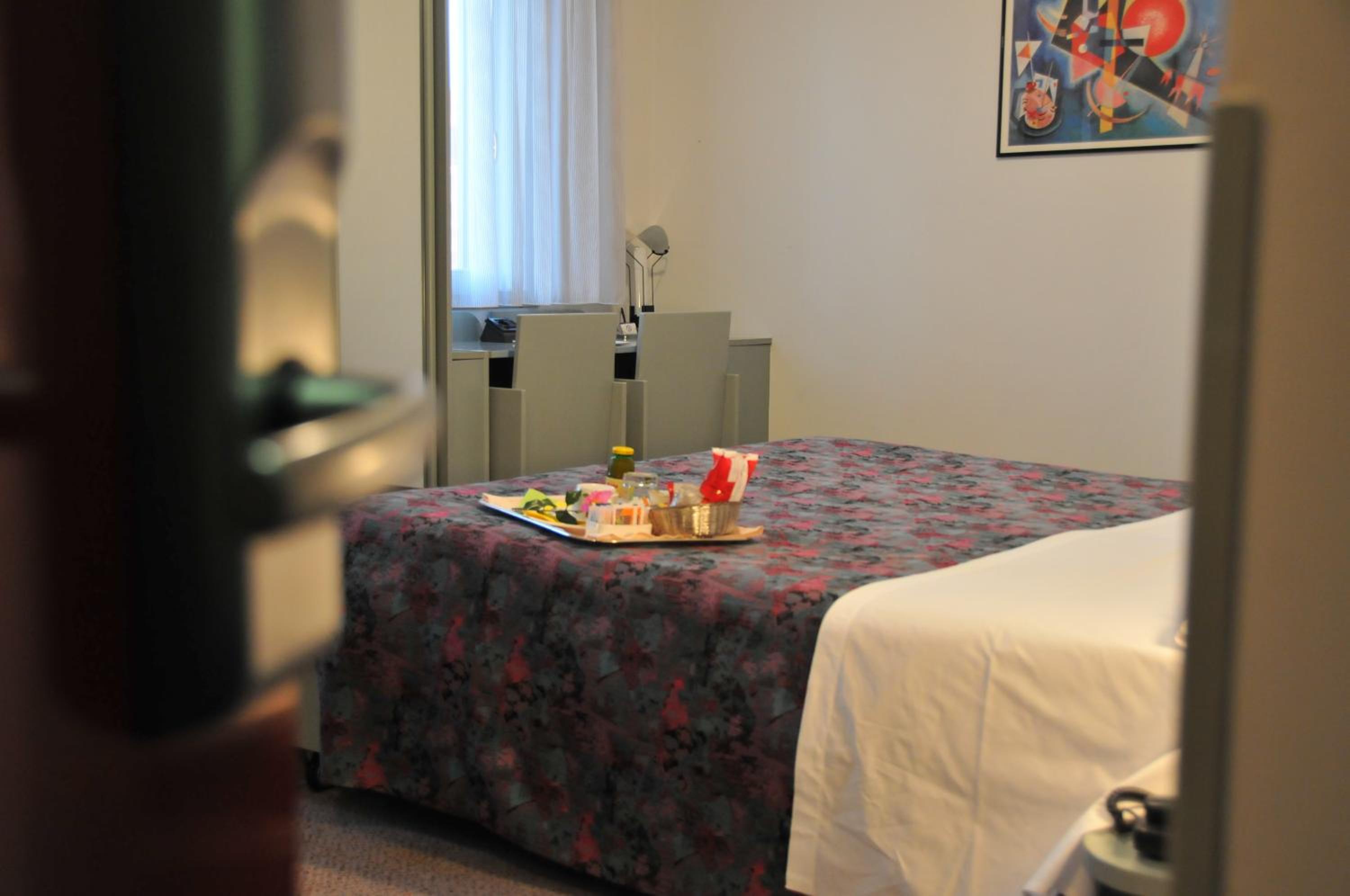 Double Room - Photo 15