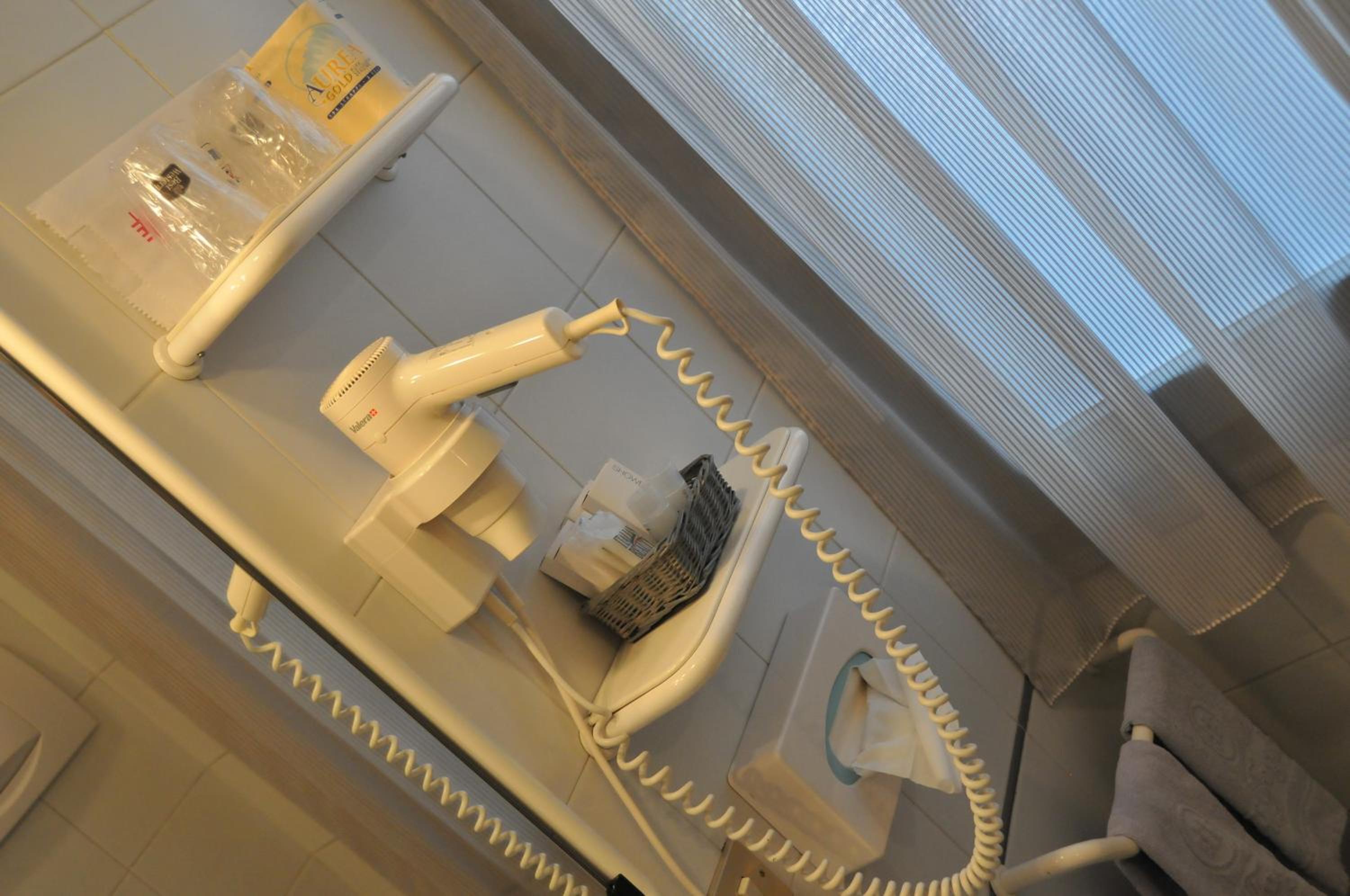 Double Room - Photo 6