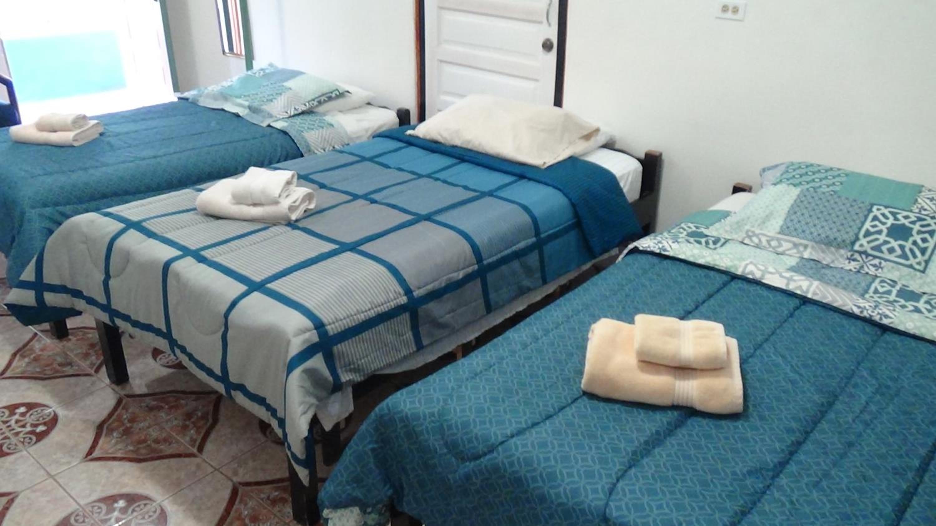 Triple Room with Private Bathroom photo 2
