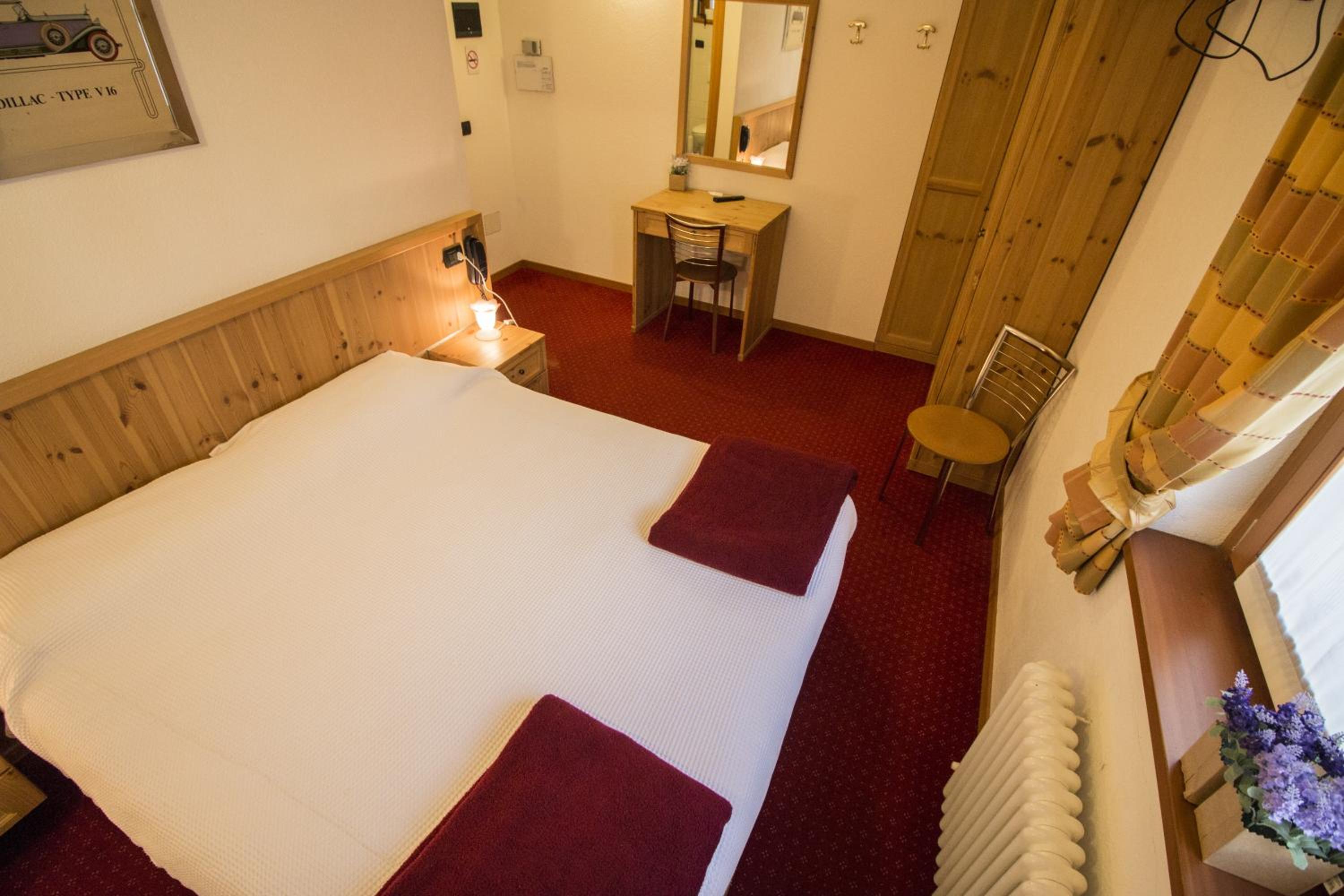 Double Room - Photo 22