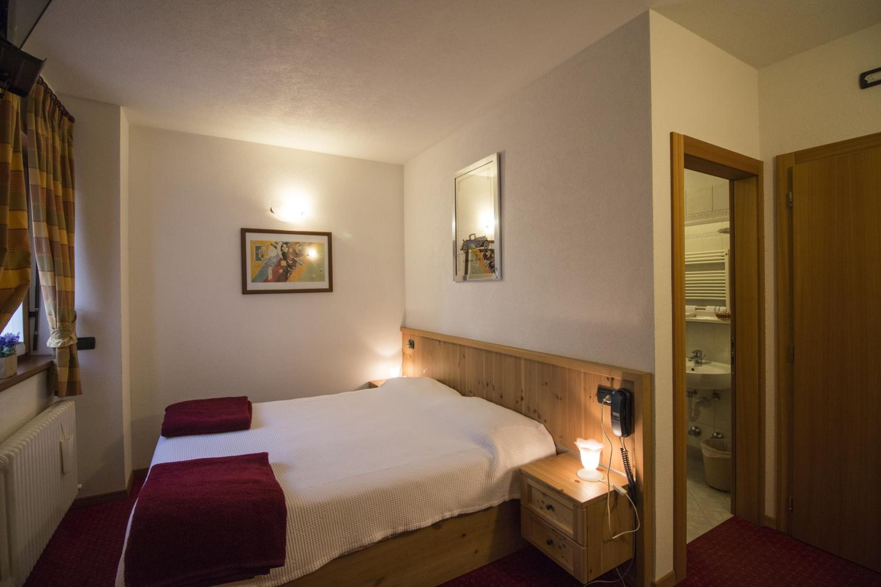 Double Room - Photo 23