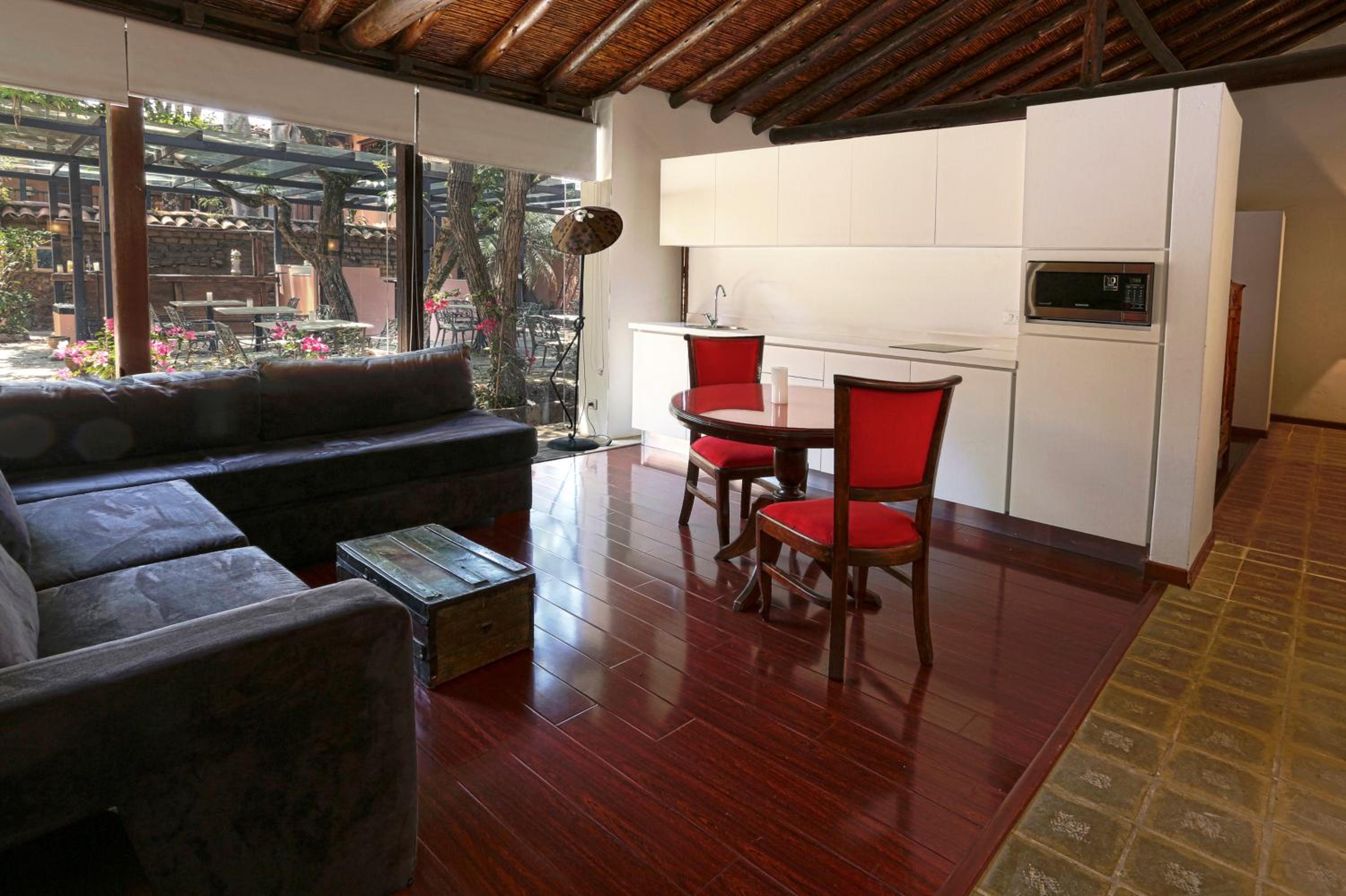 Suite with Garden View photo 1