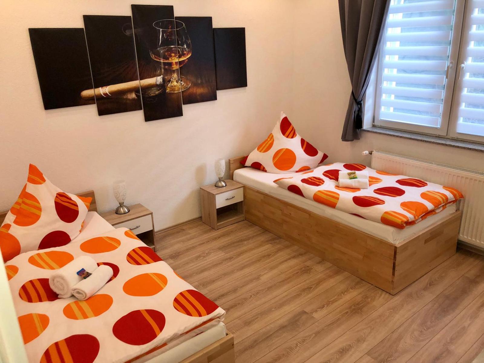 Standard Twin Room with Shared Bathroom photo 1