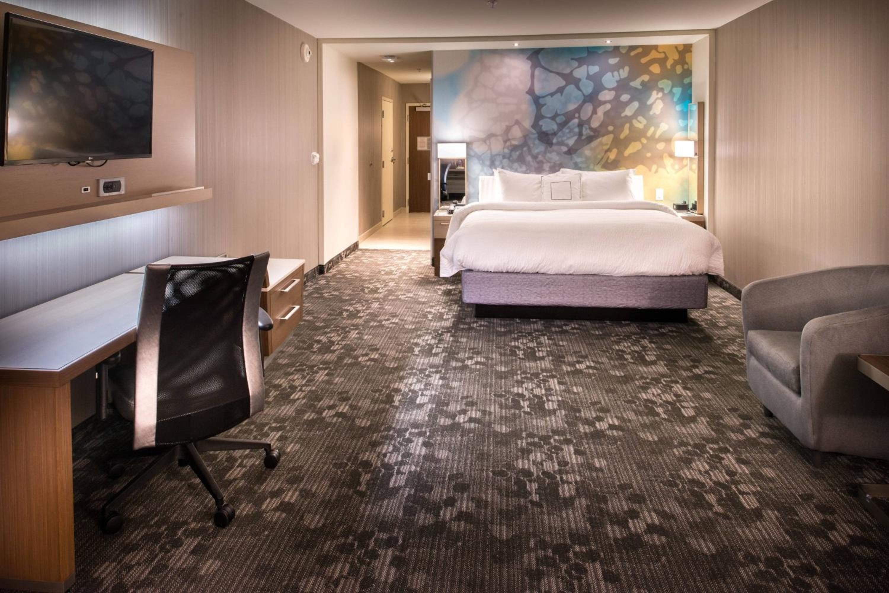 King Room with Sofa Bed