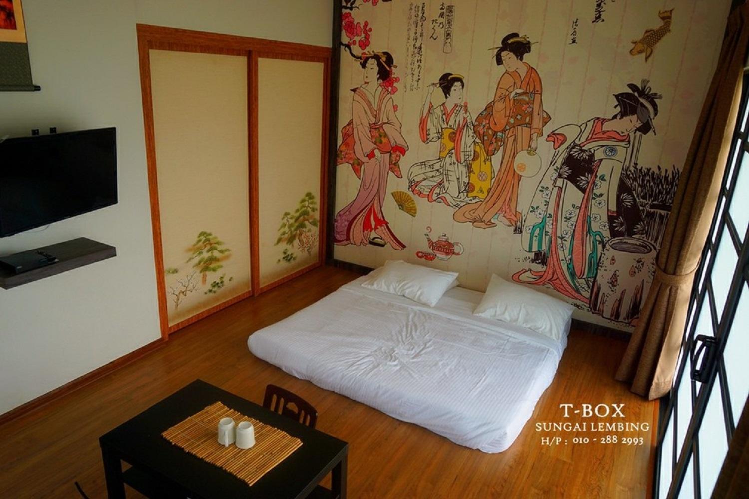 Japanese Double Room With Mountain View photo 2