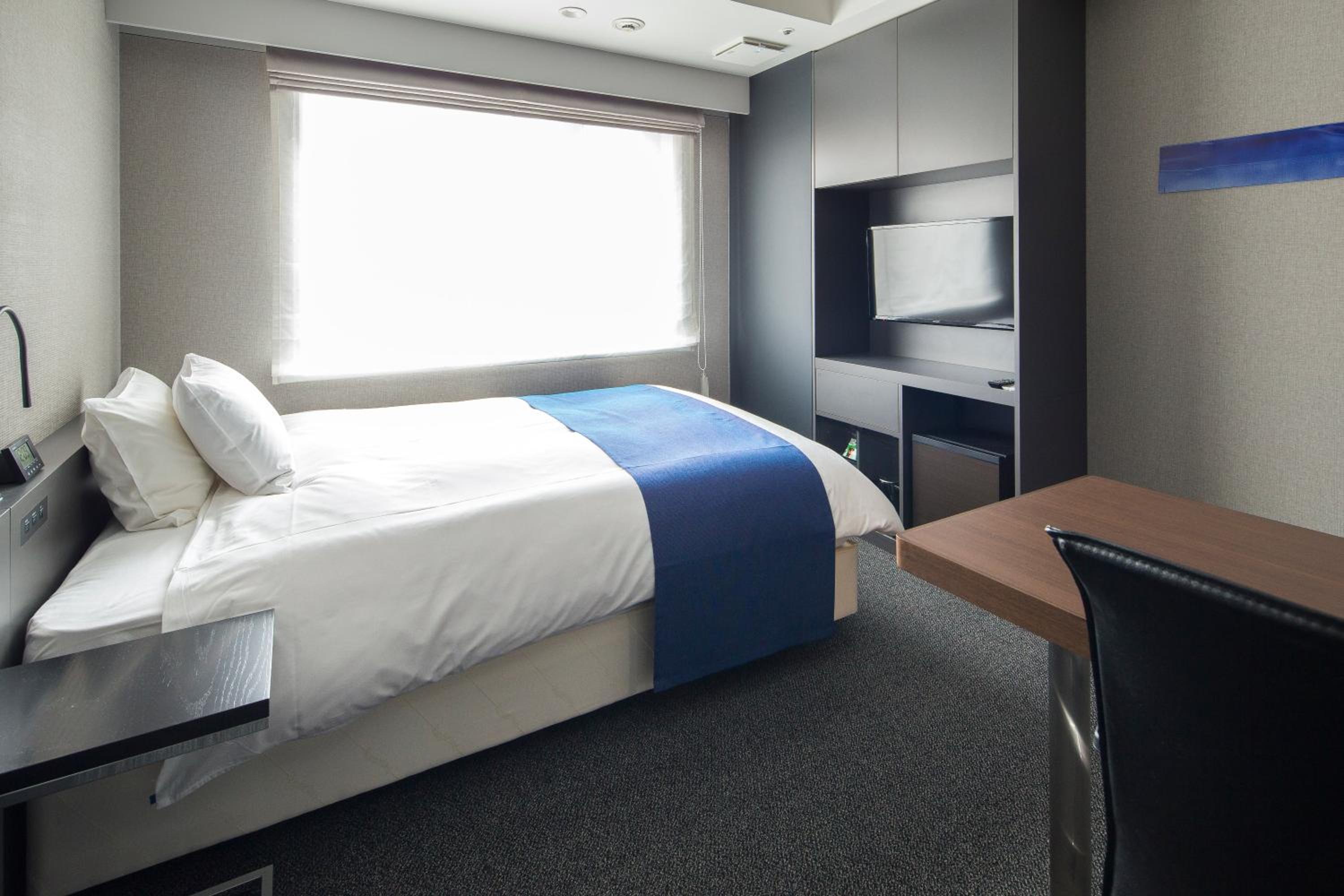 Deluxe Single Room - Smoking (E-Cigarets Only)