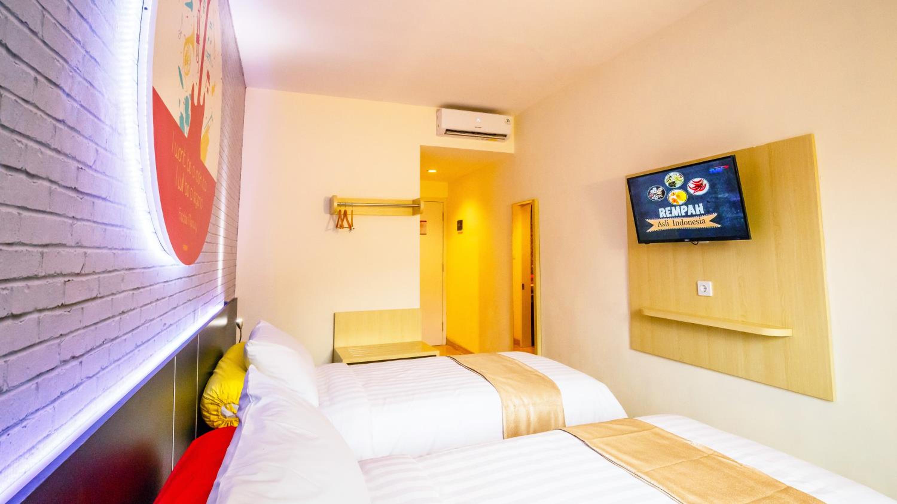 Deluxe Double Room photo 3