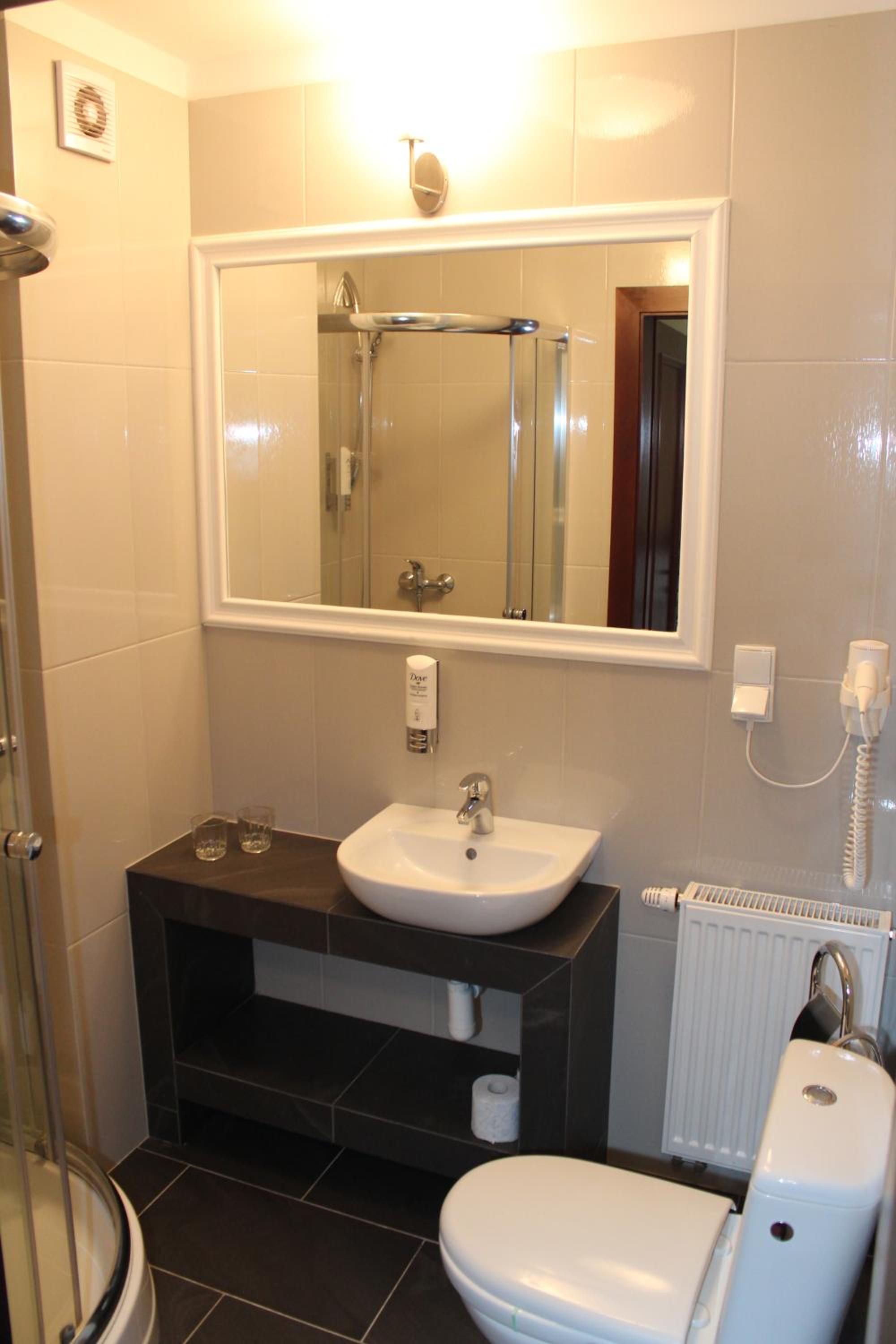Premium Double or Twin Room - Photo 2