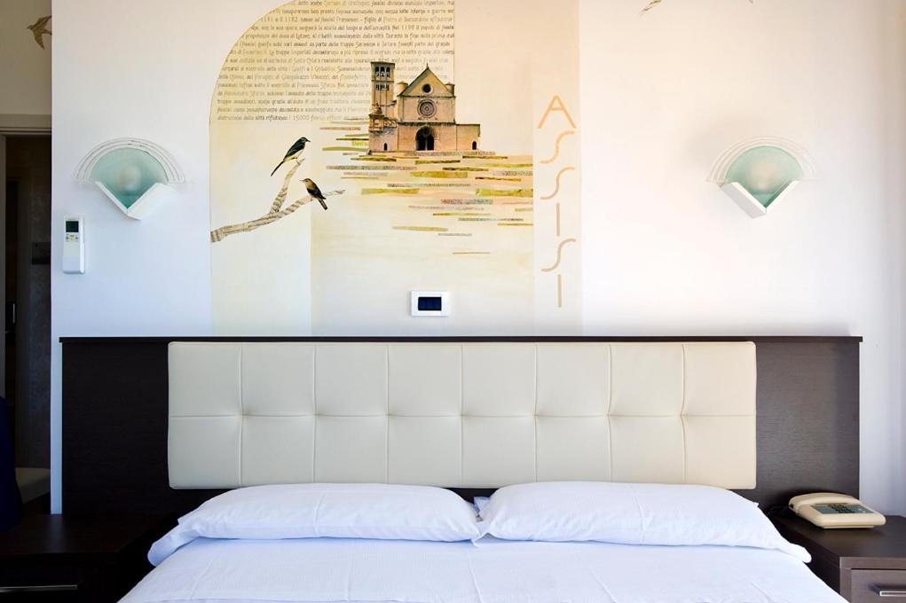Double or Twin Room with Extra Bed (3 Adults) photo 2