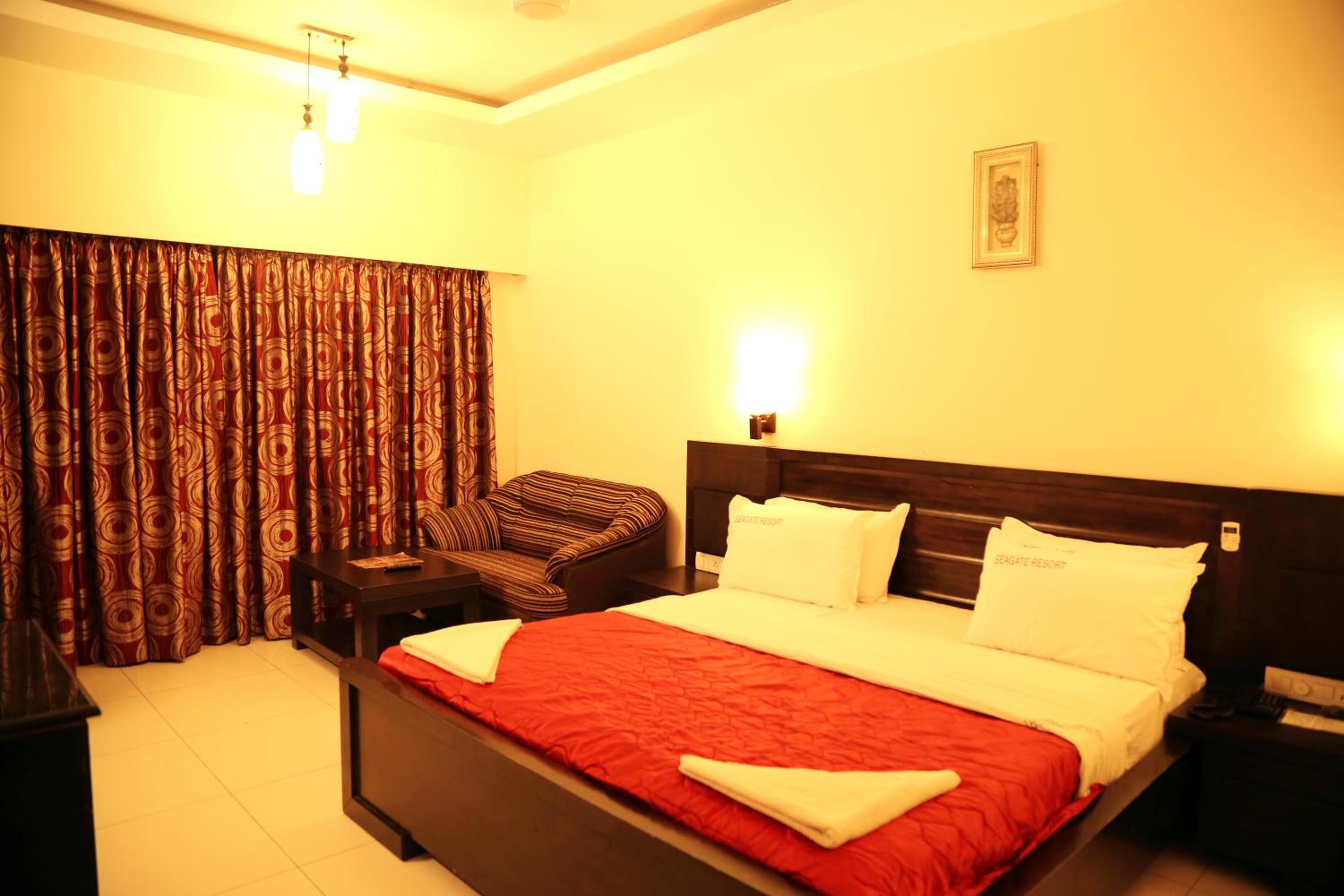 Superior King Room - Photo 3