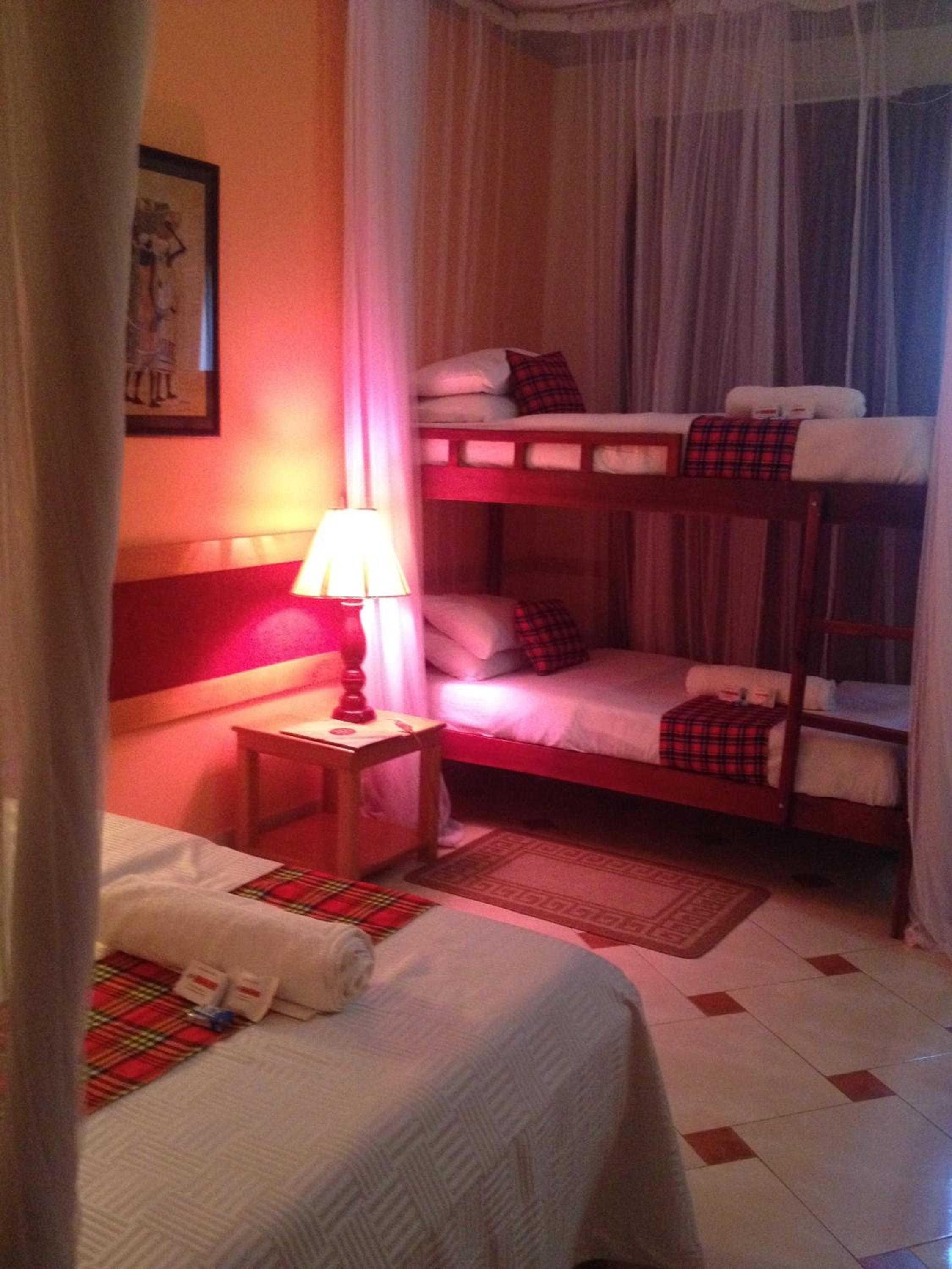 Triple Room with Private Bathroom photo 1
