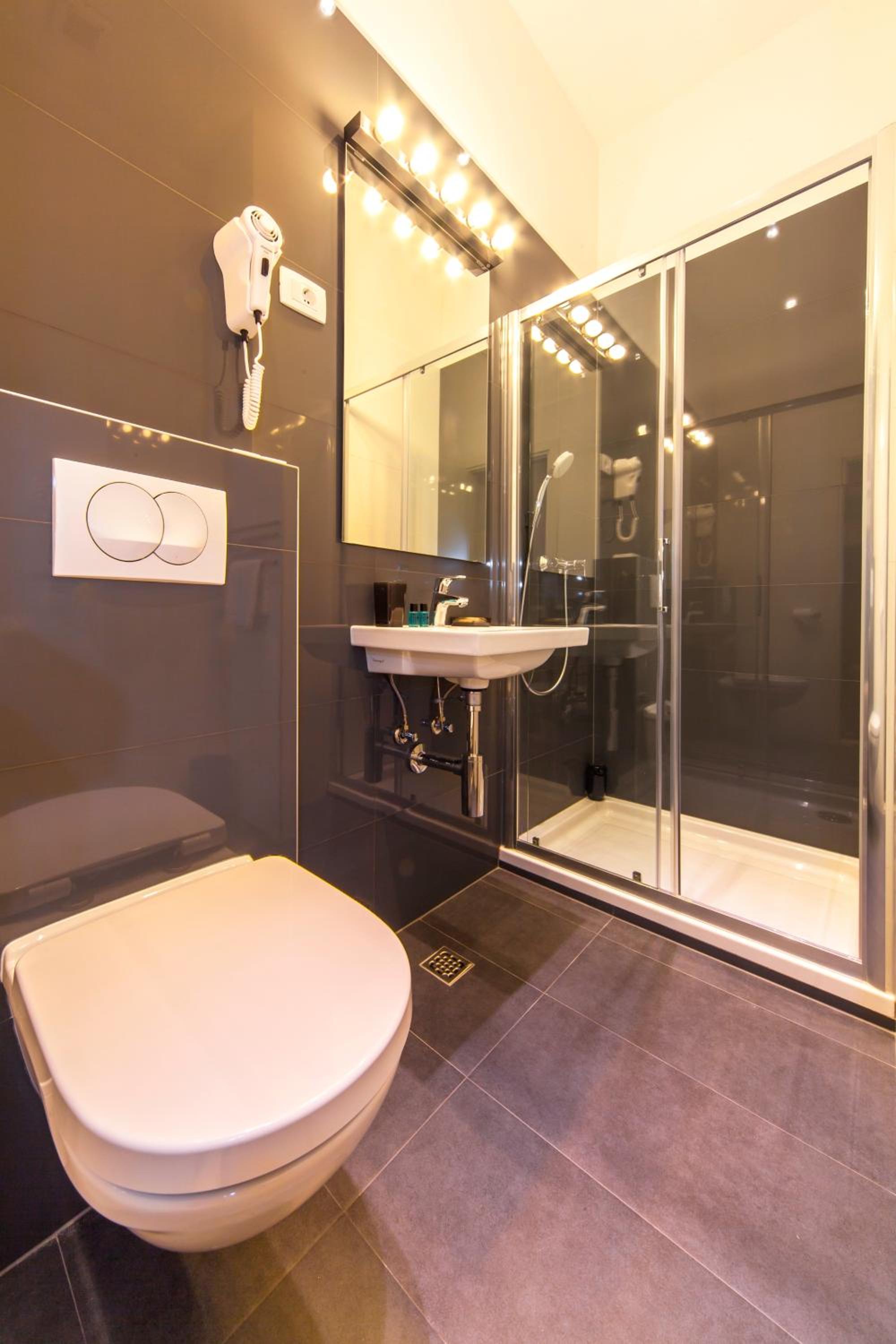 Superior Double Room - Main building - Sinjska 1 street photo 2