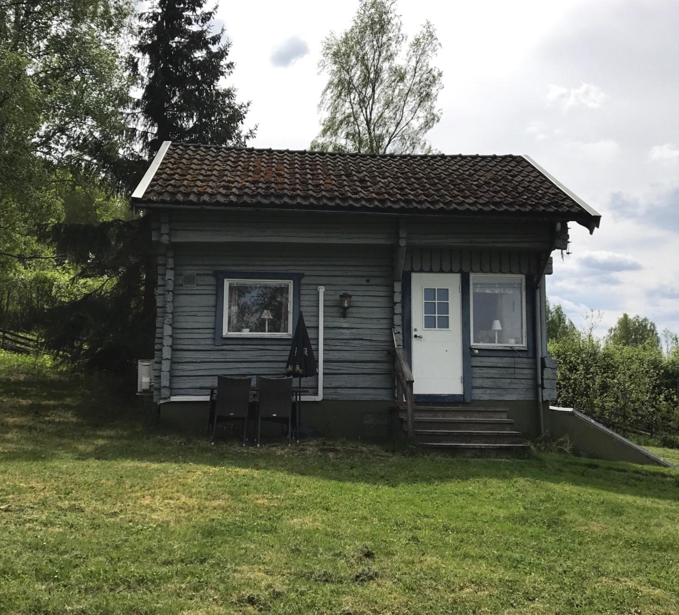 One-Bedroom Cottage with Lake View  photo 2
