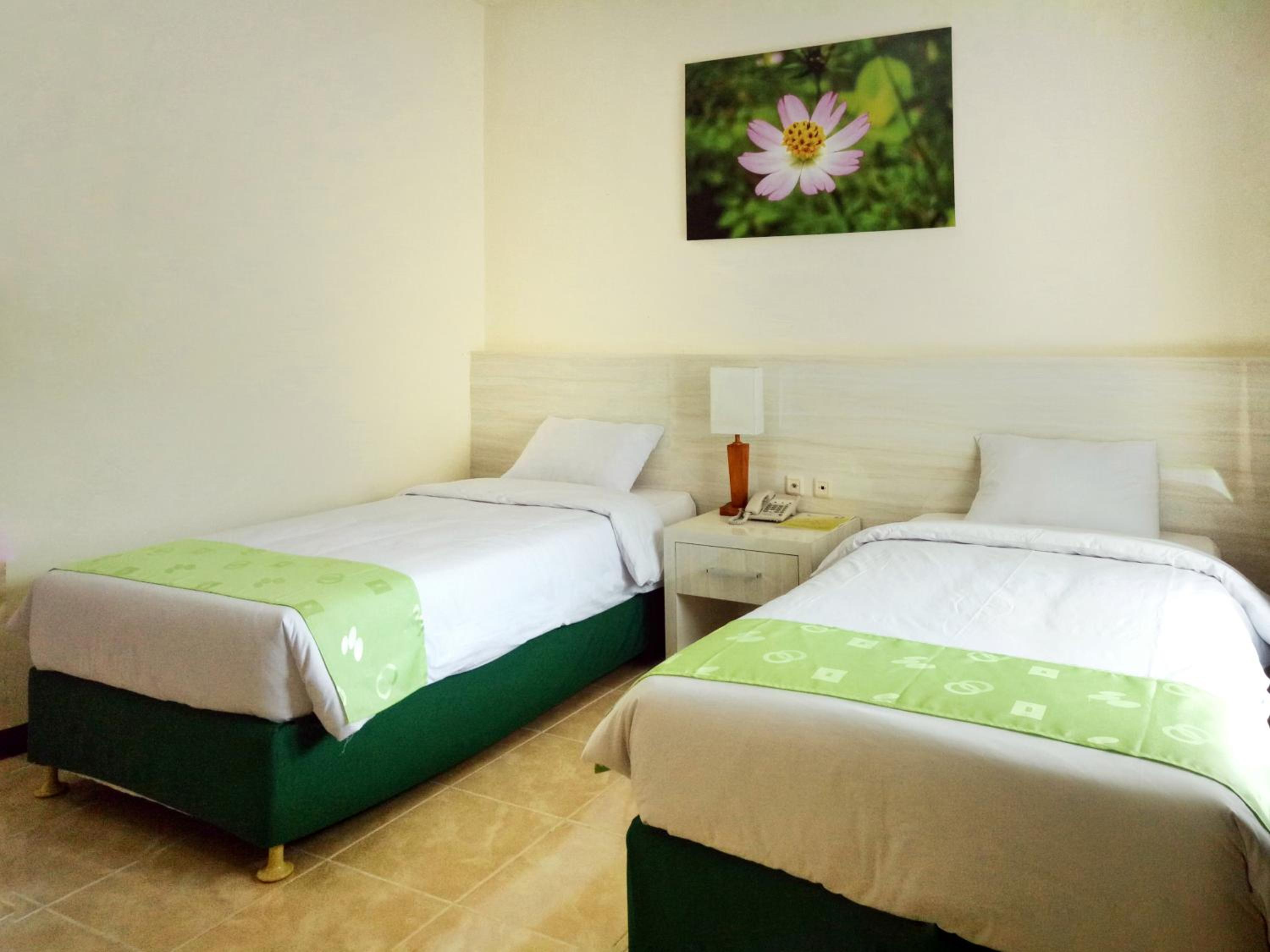Deluxe Twin Room - Photo 2