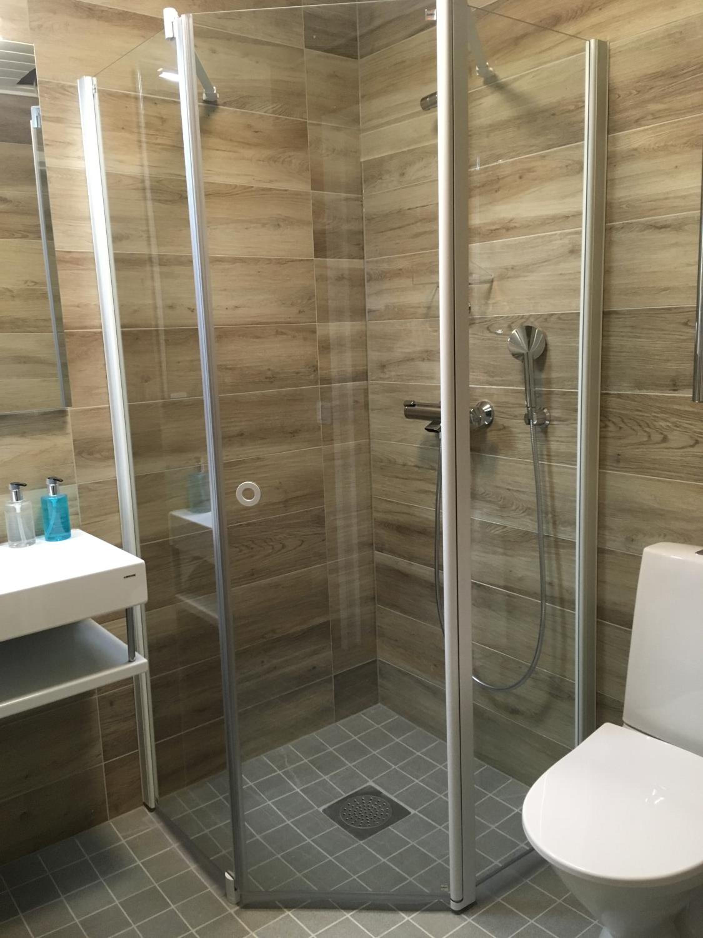 Quadruple Room - Photo 3