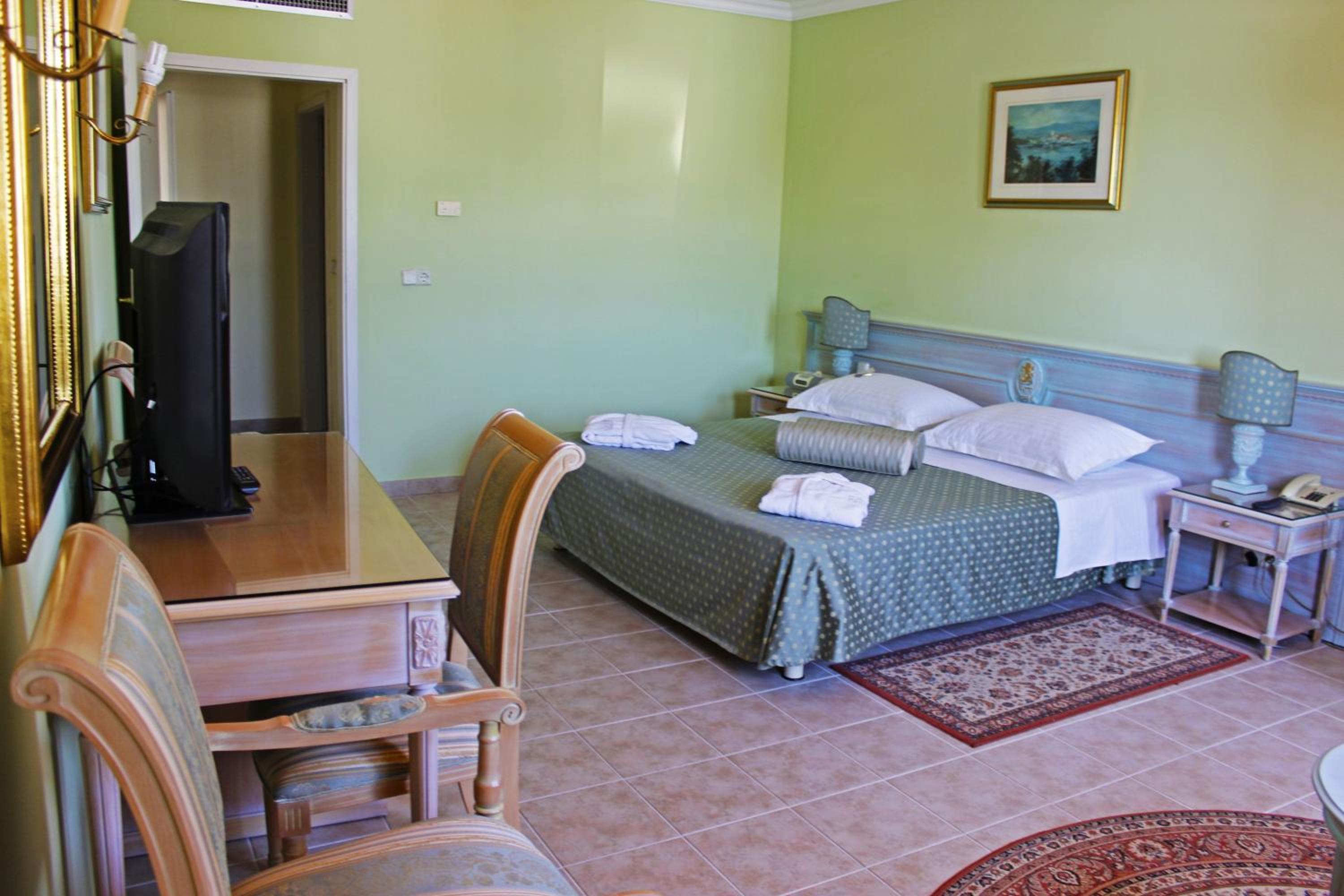 Comfort Room with Balcony photo 3