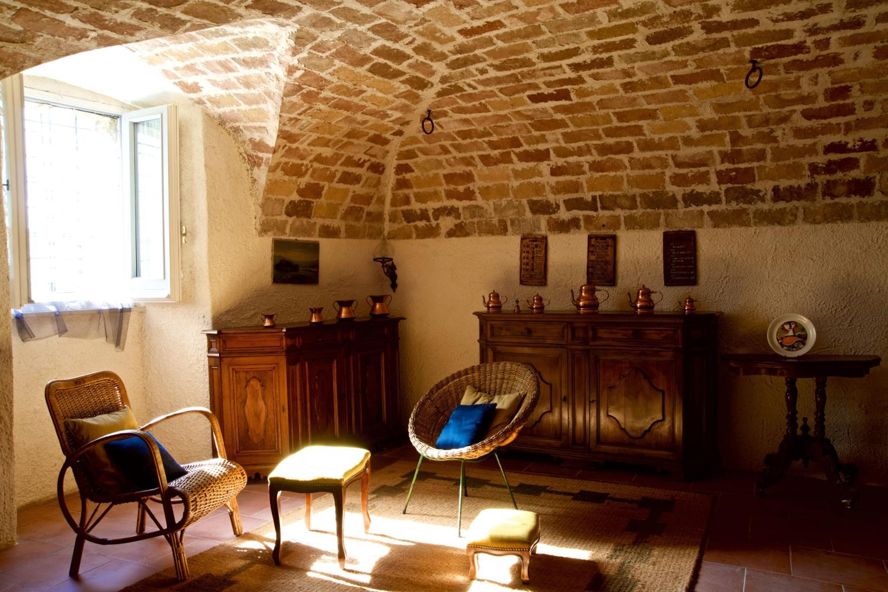Triple Room with Bathroom - Photo 2