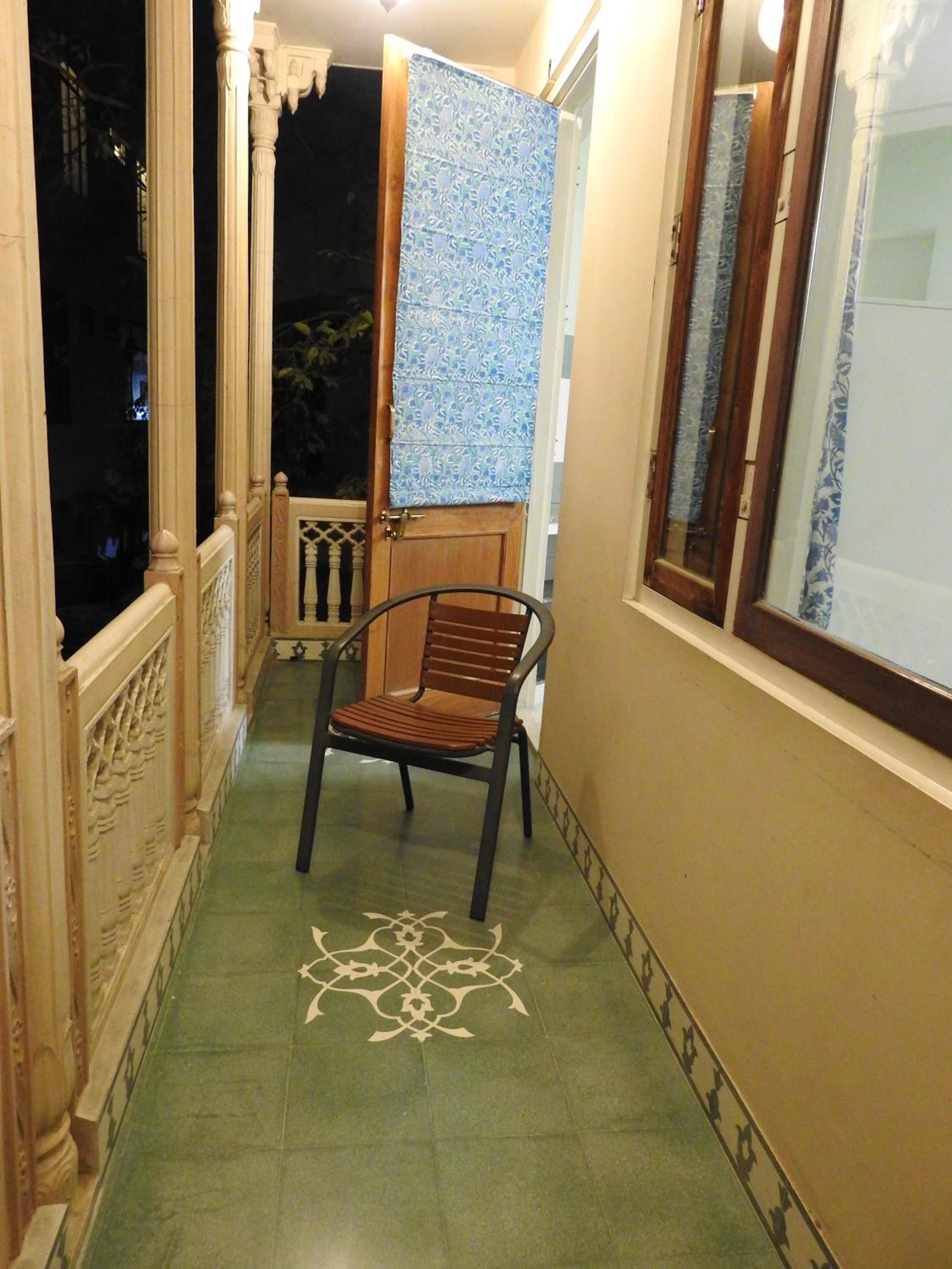 Luxury Suite - Photo 2