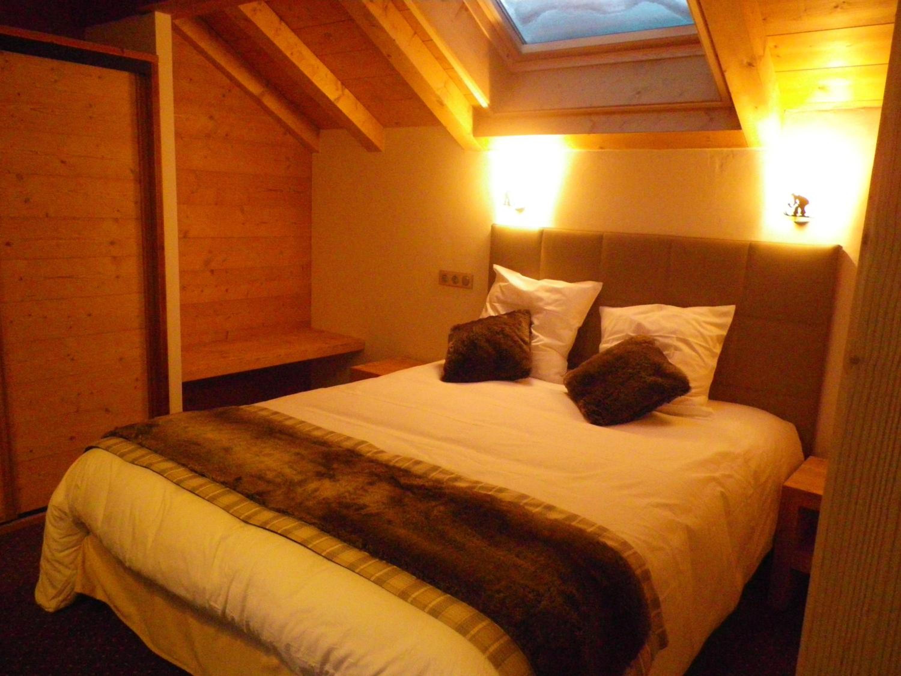 Family Suite (2 Adults + 2 Children) photo 1