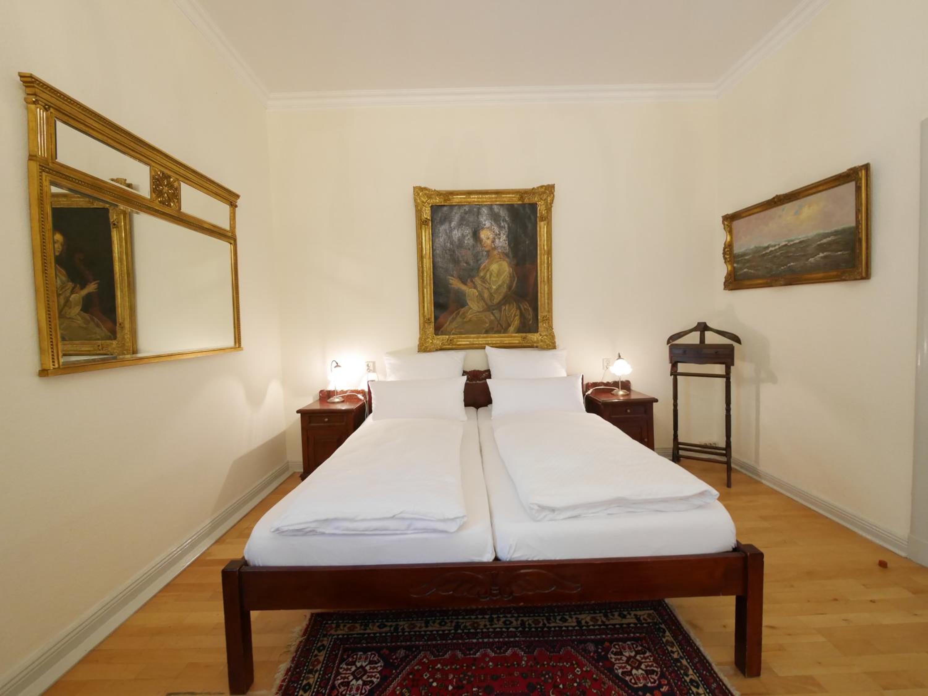 Large Double Room