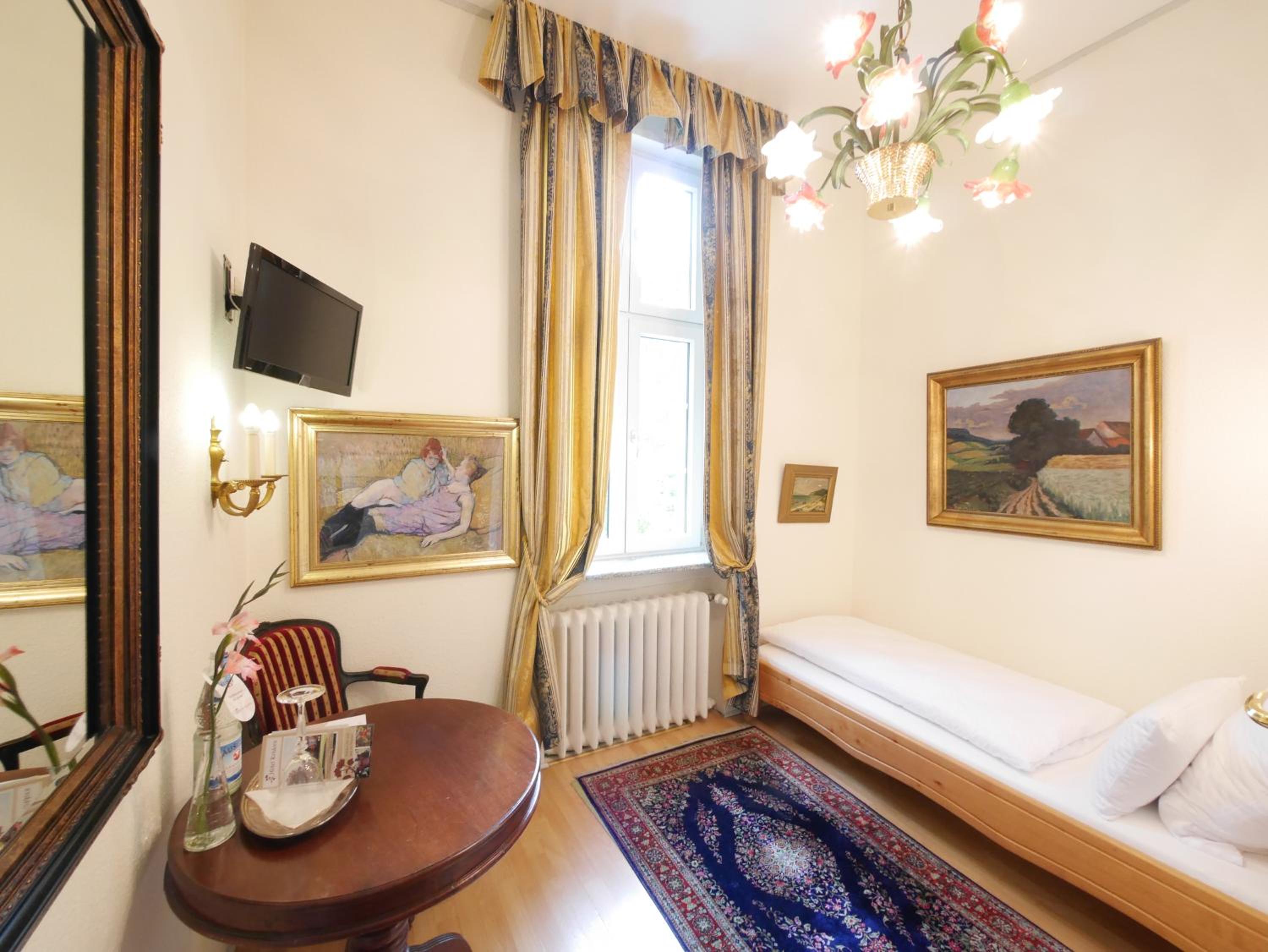 Standard Single Room photo 3