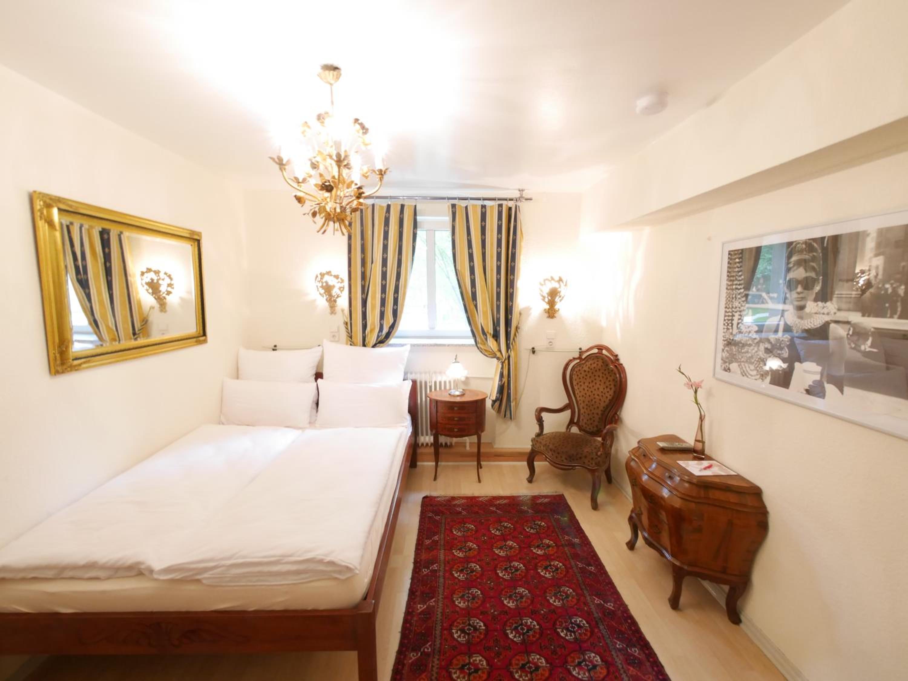 Standard Single Room photo 2