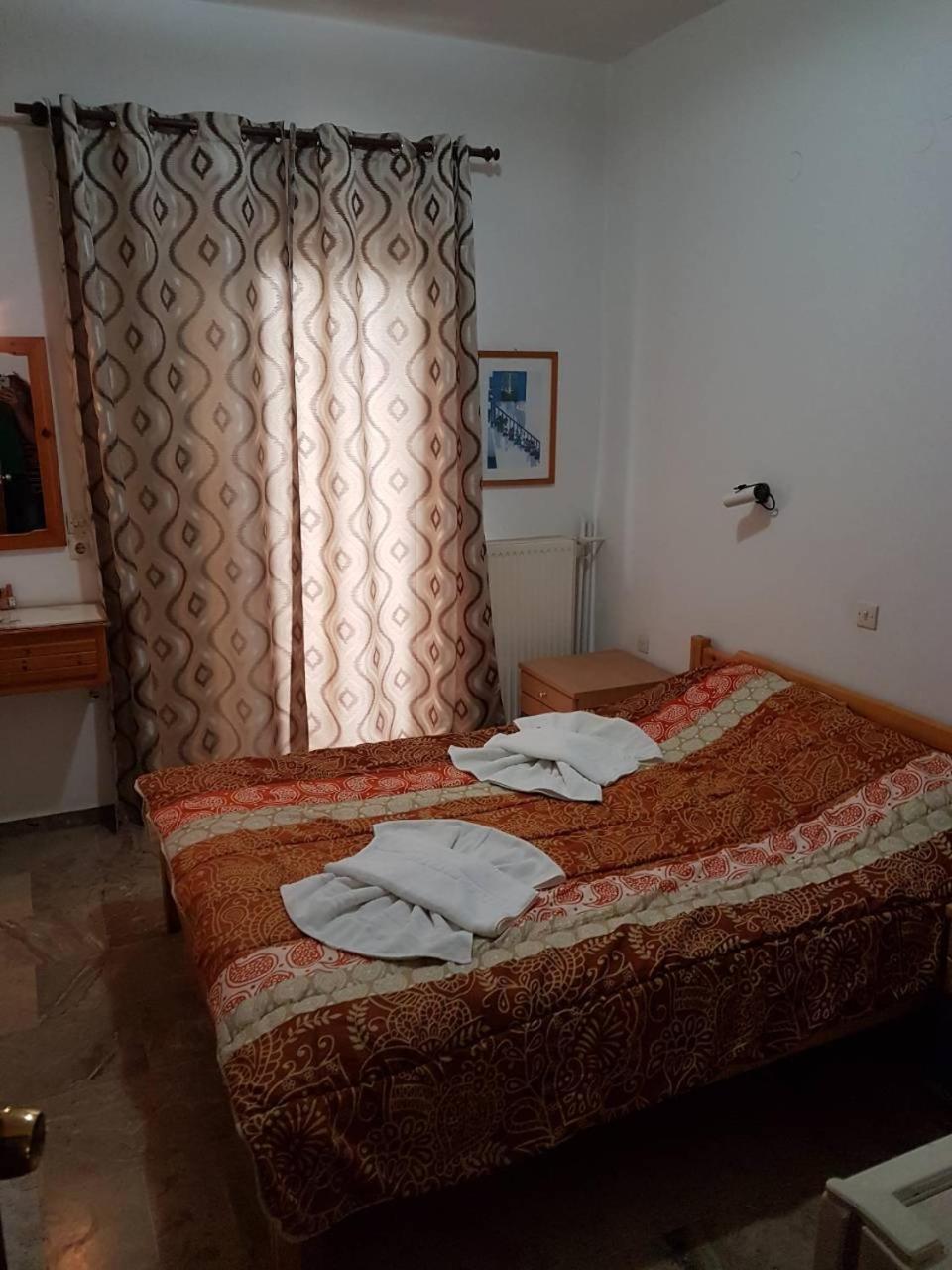 Double or Twin Room - Photo 14