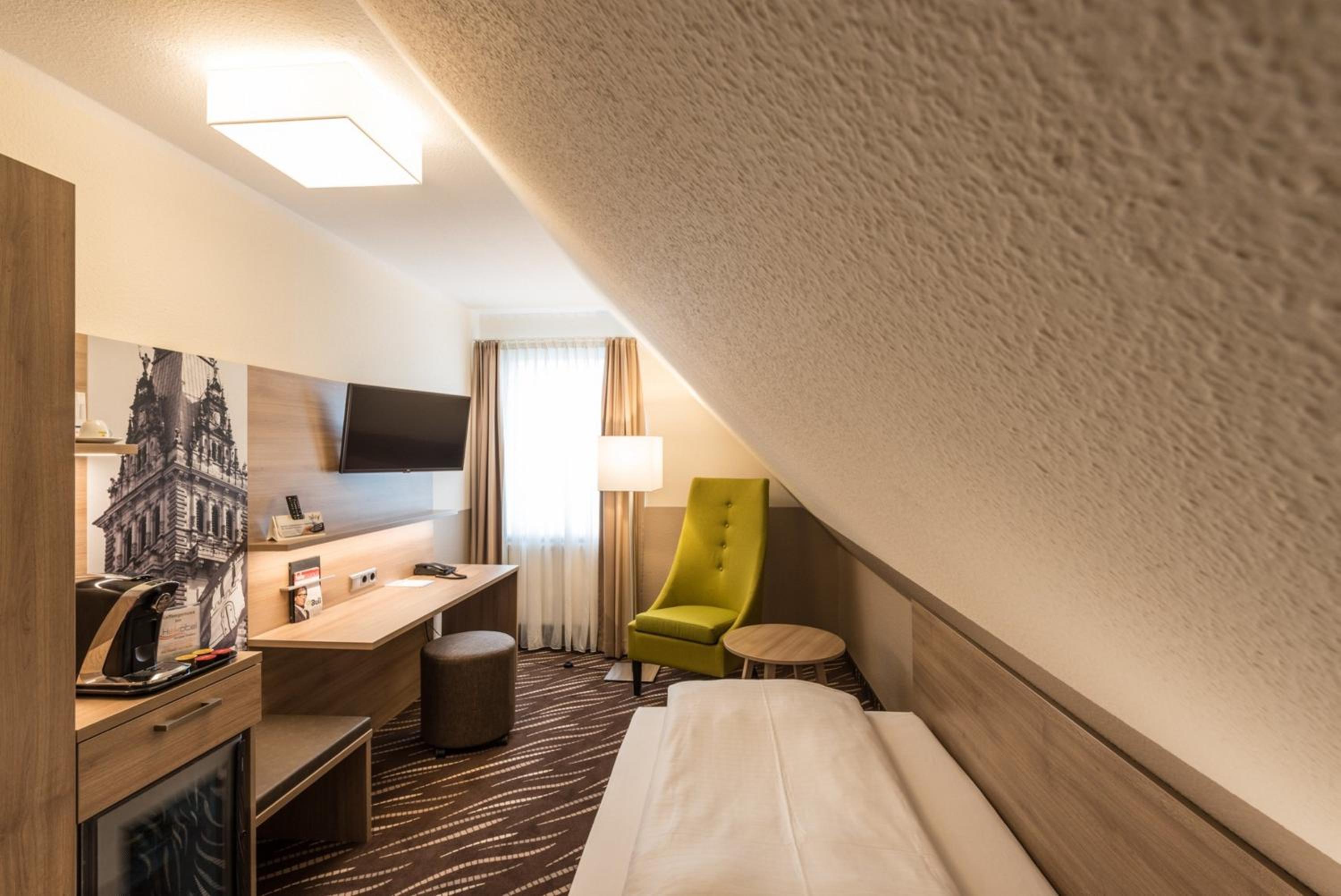Standard Single Room