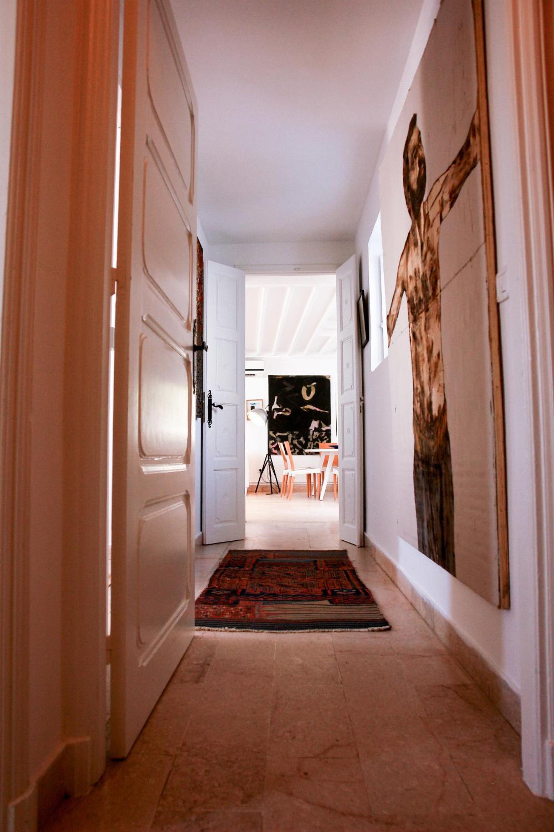 Three-Bedroom Apartment photo 1