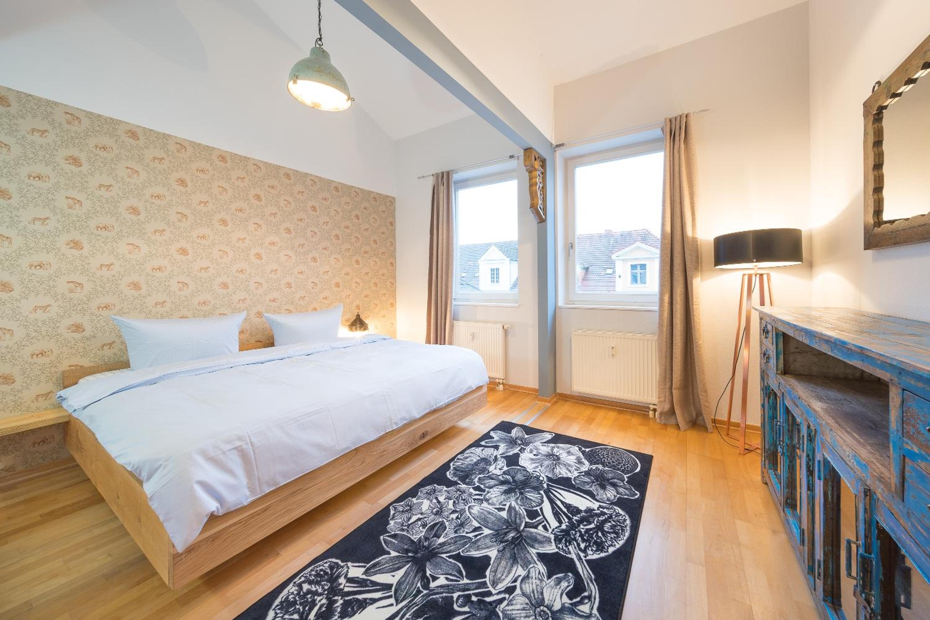 Apartment - Photo 1