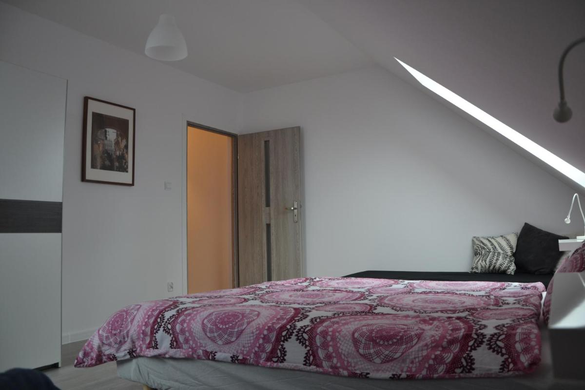 Three-Bedroom Apartment - Photo 20