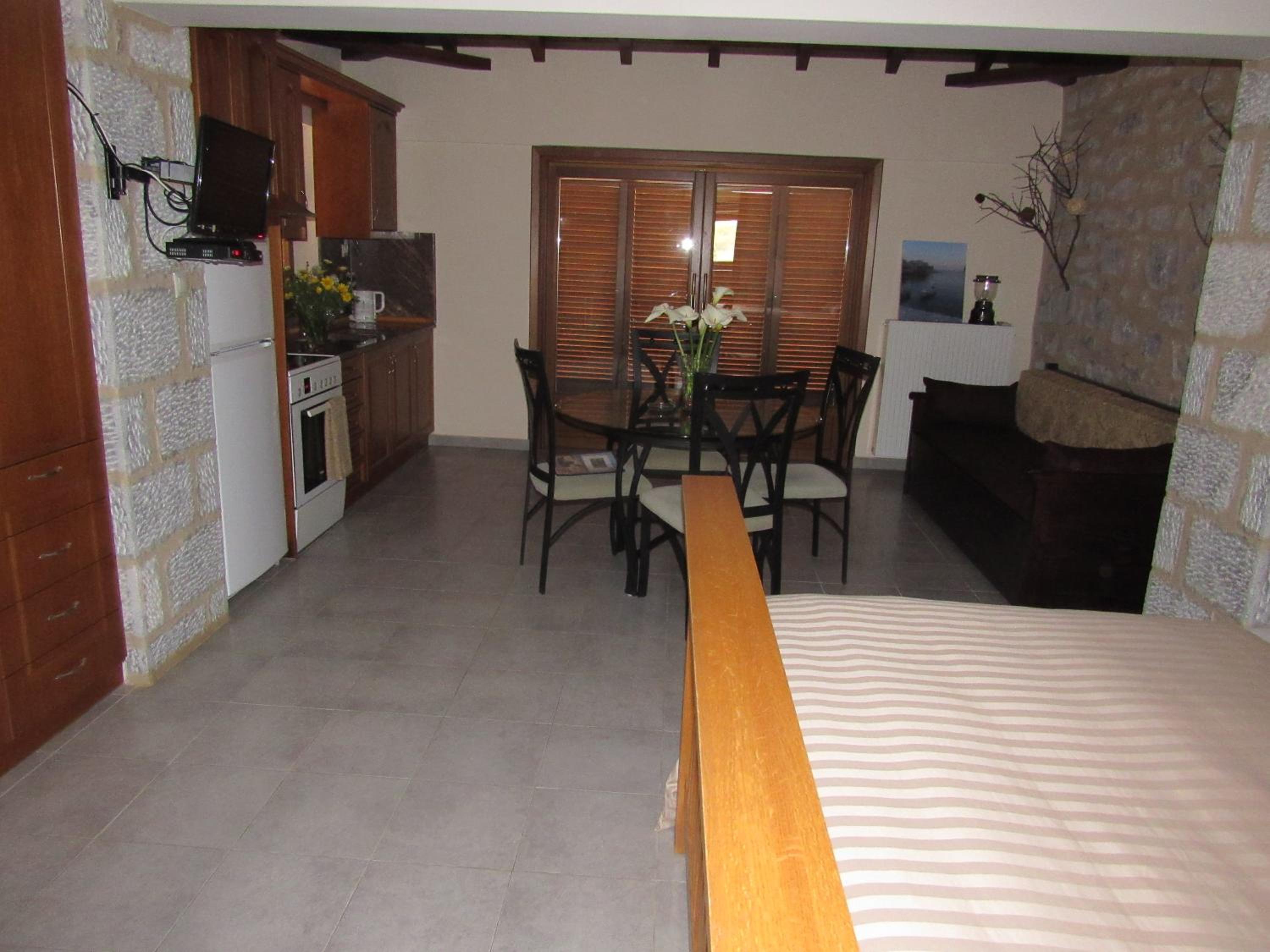 Room 1 - Deluxe Studio with Sea View photo 1