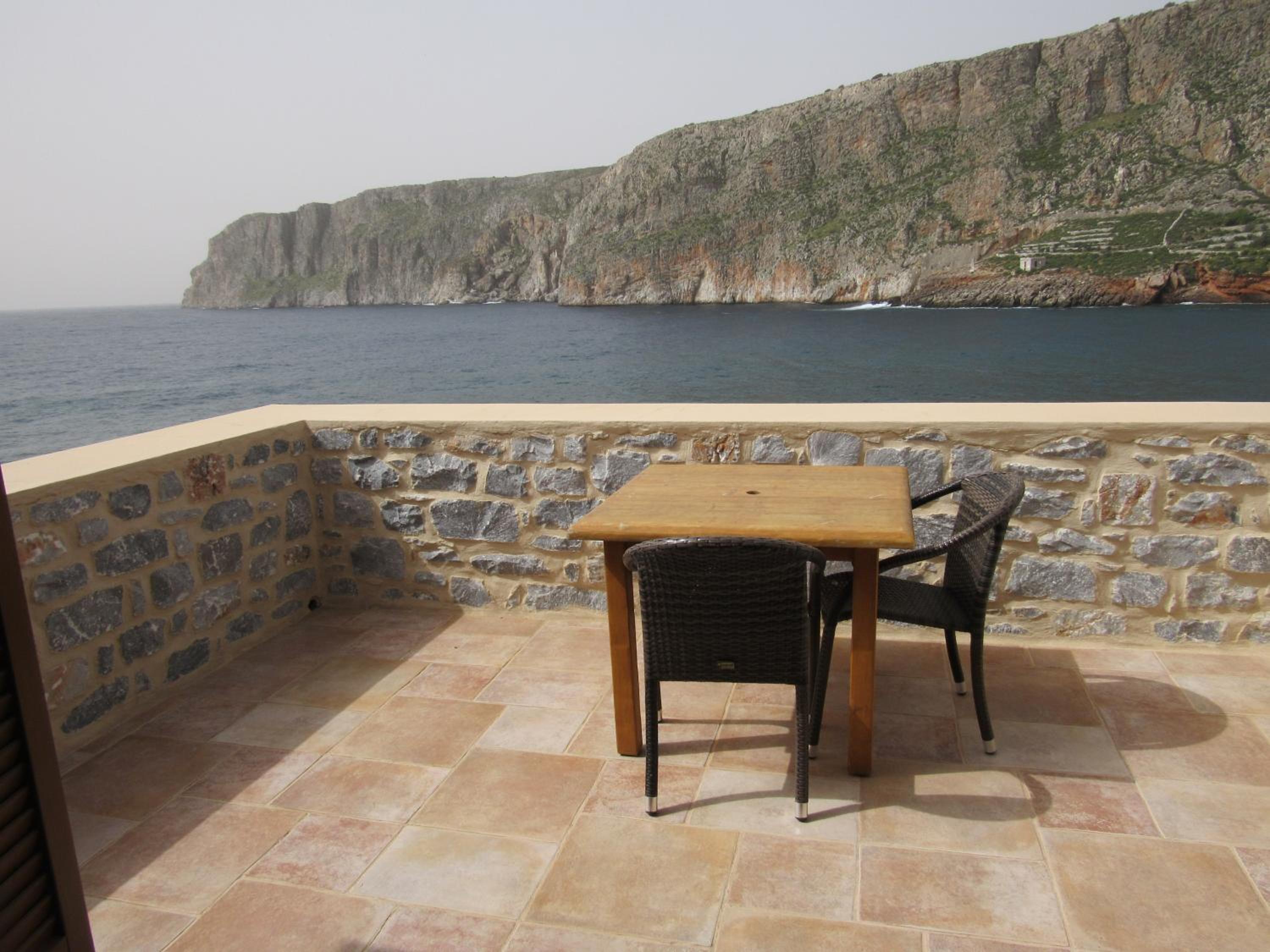 Room 1 - Deluxe Studio with Sea View photo 2