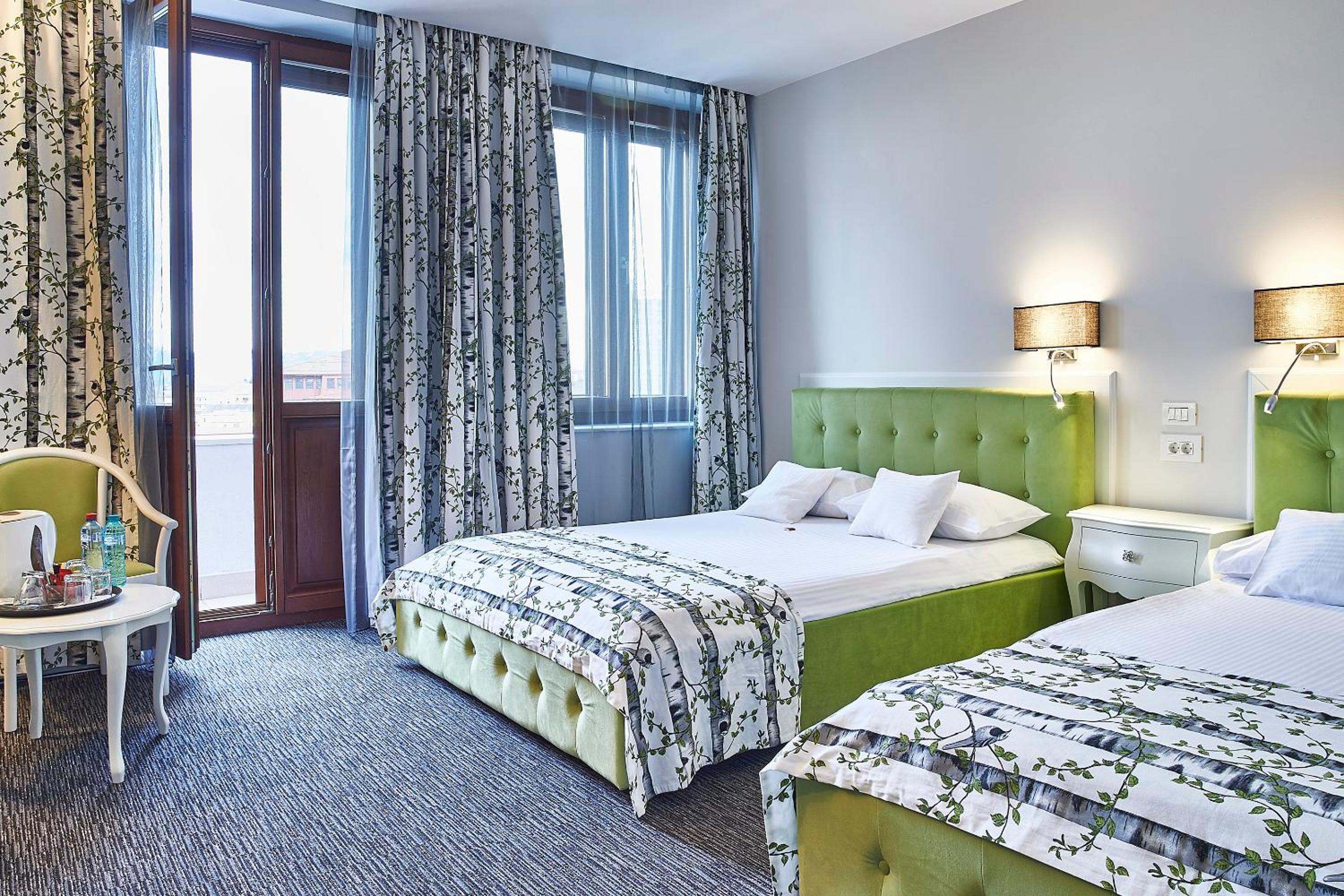 Deluxe Family PLUS Suite photo 1