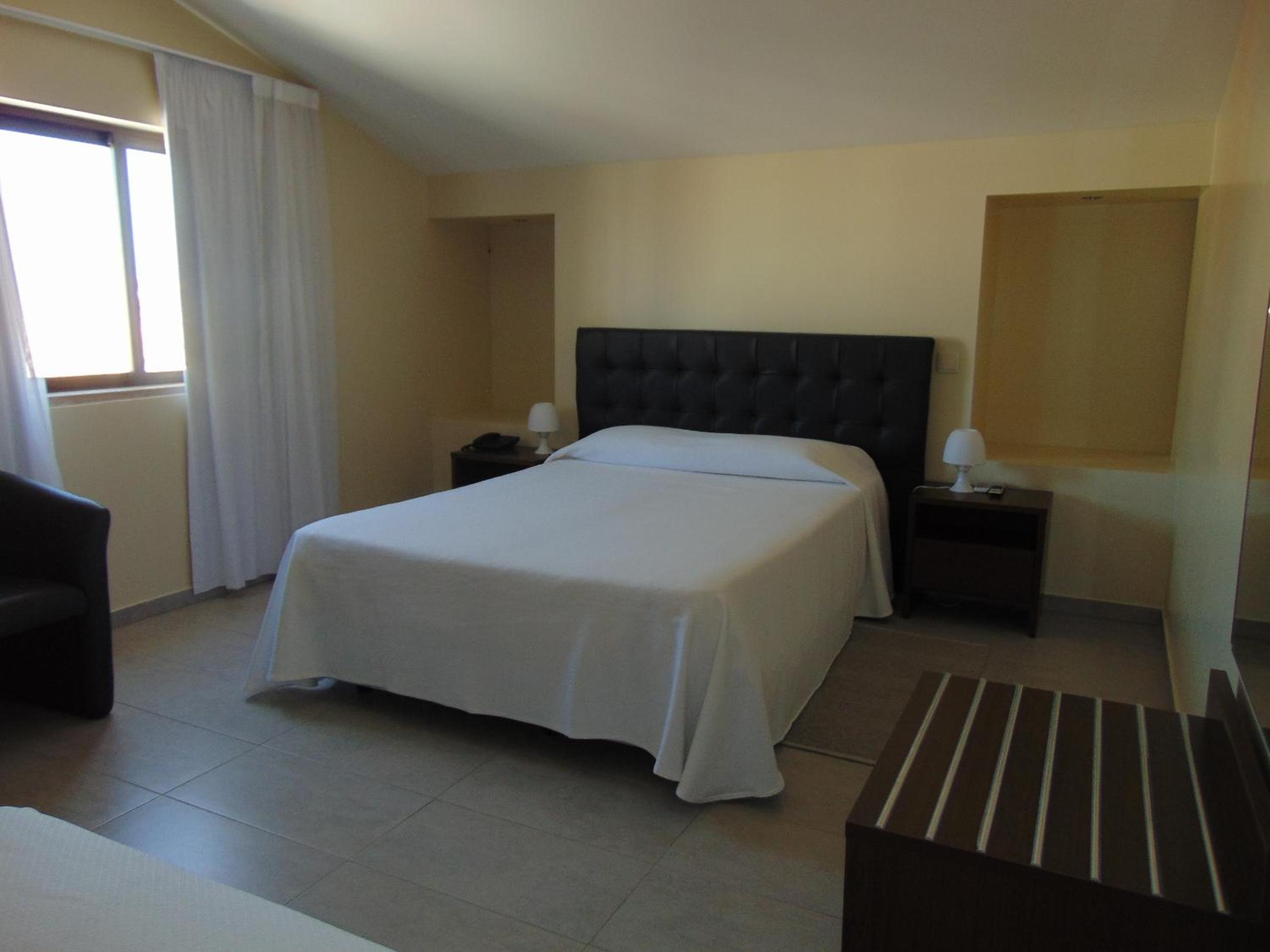 Family Room - Photo 3
